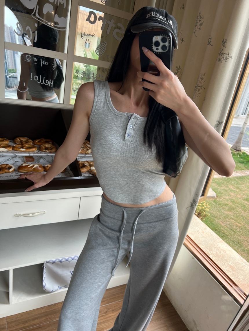 鈕扣附胸墊背心*4色