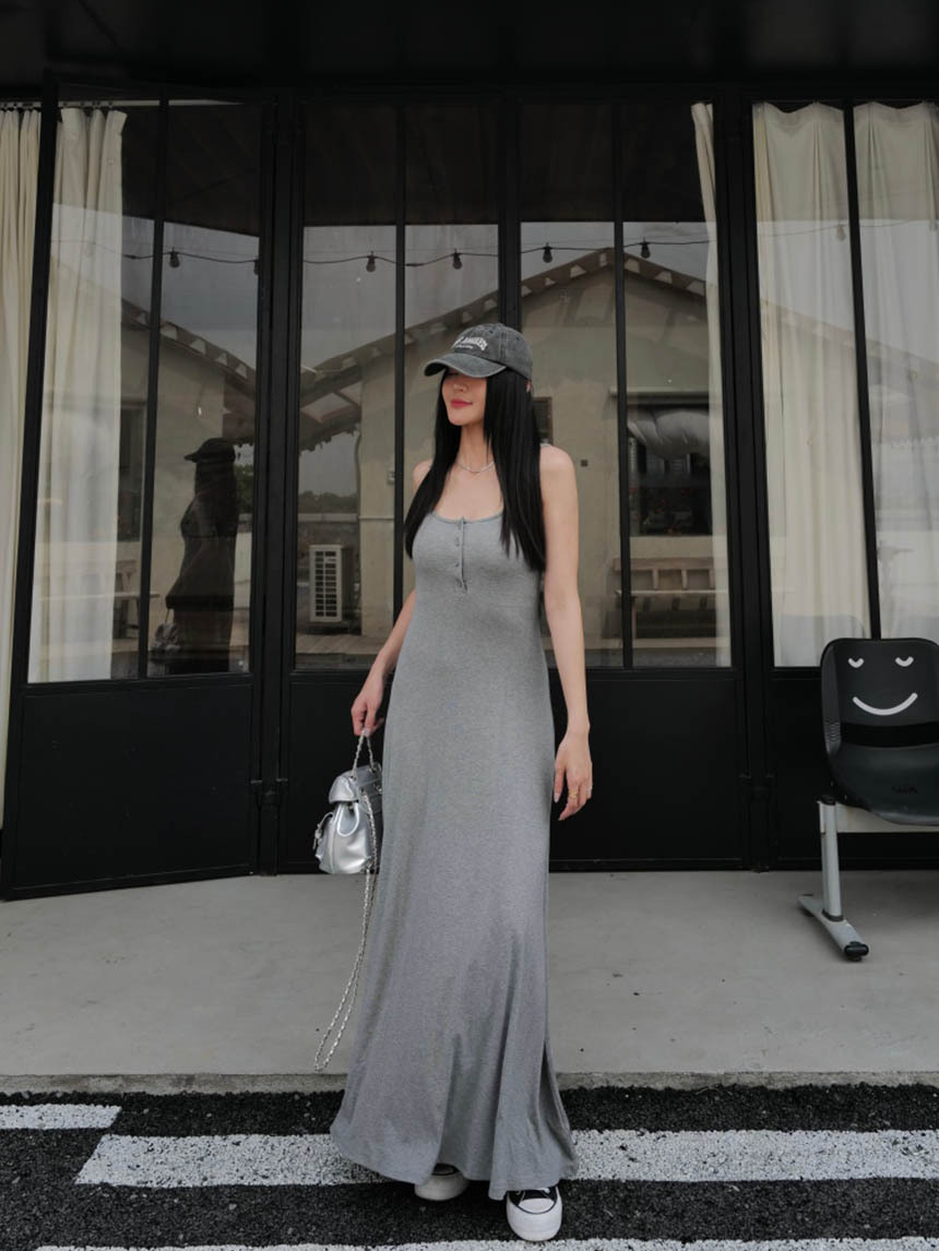 細肩釦子微傘洋裝*3色