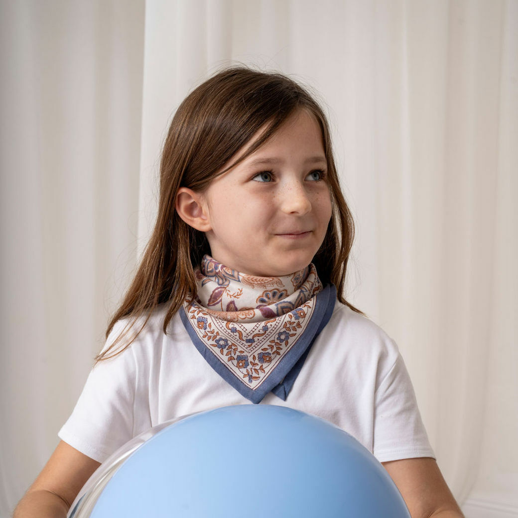 馬蒂哈香草白混粉藍 | 領巾