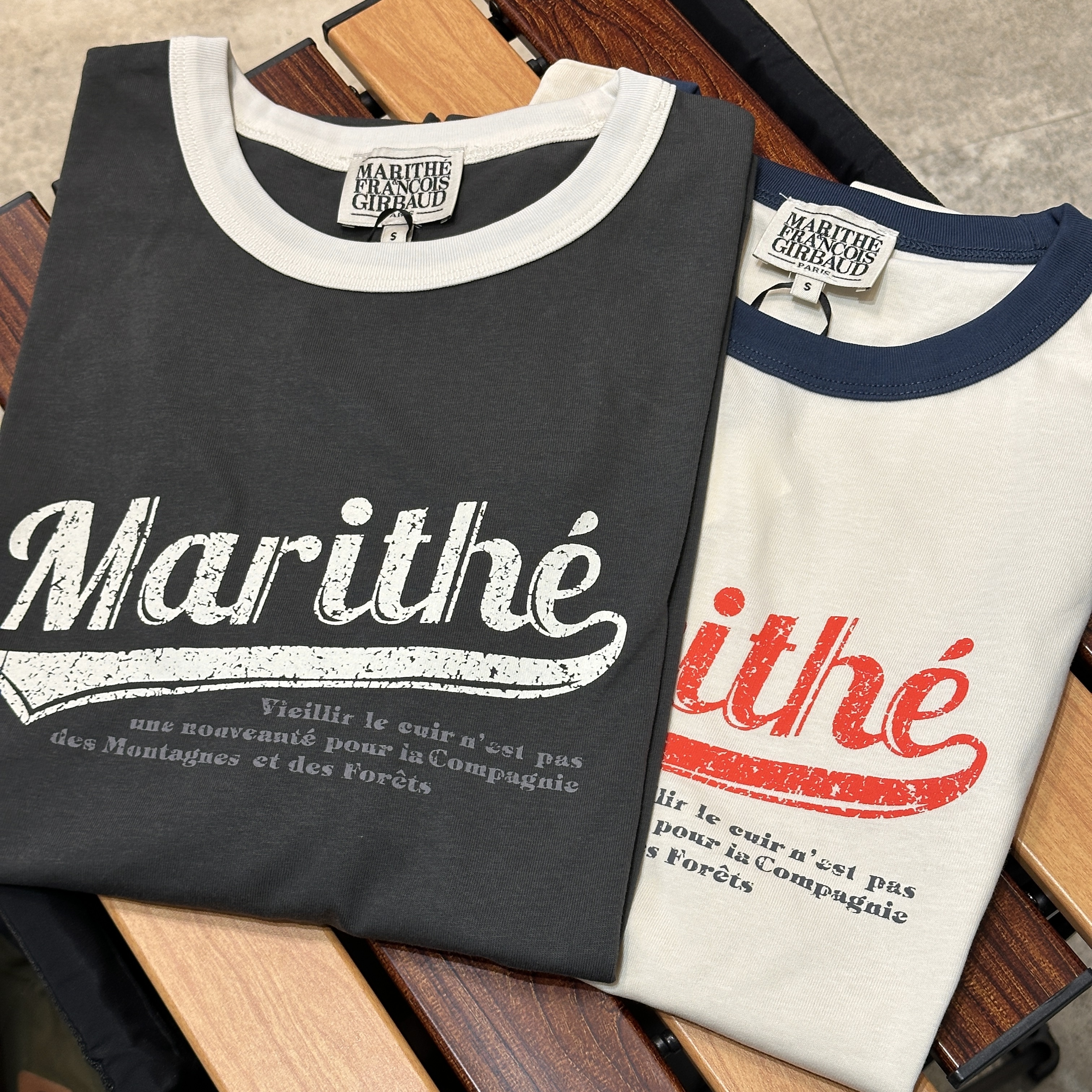現貨】Marithe Francois Girbaud MFG 滾邊美式文字畫風標語短tee 現貨】Marithe Francois Girbaud MFG 滾邊美式文字畫風標語短tee
