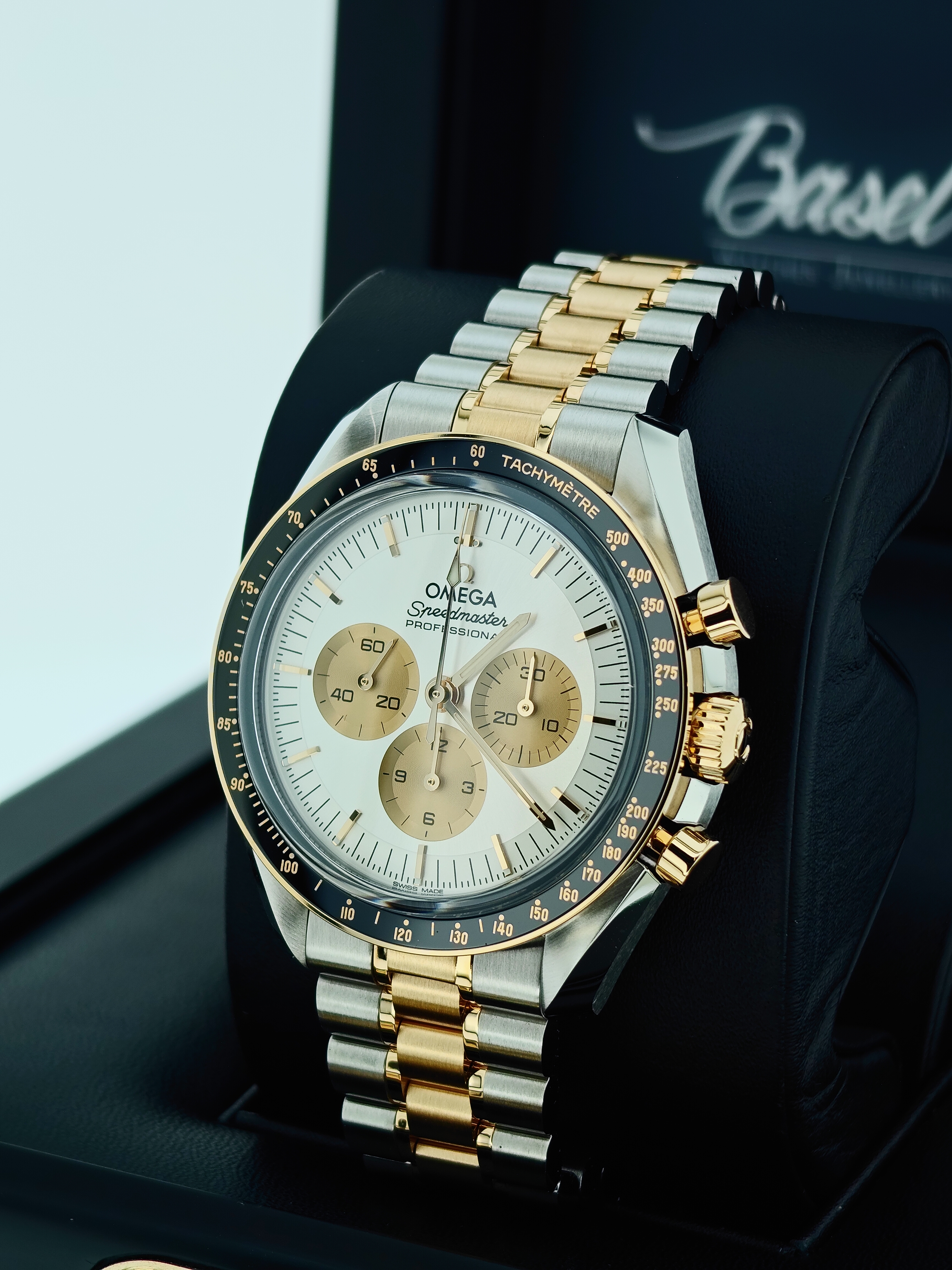 310.20.42.50.02.001 | OMEGA SPEEDMASTER MOONSHINE GOLD