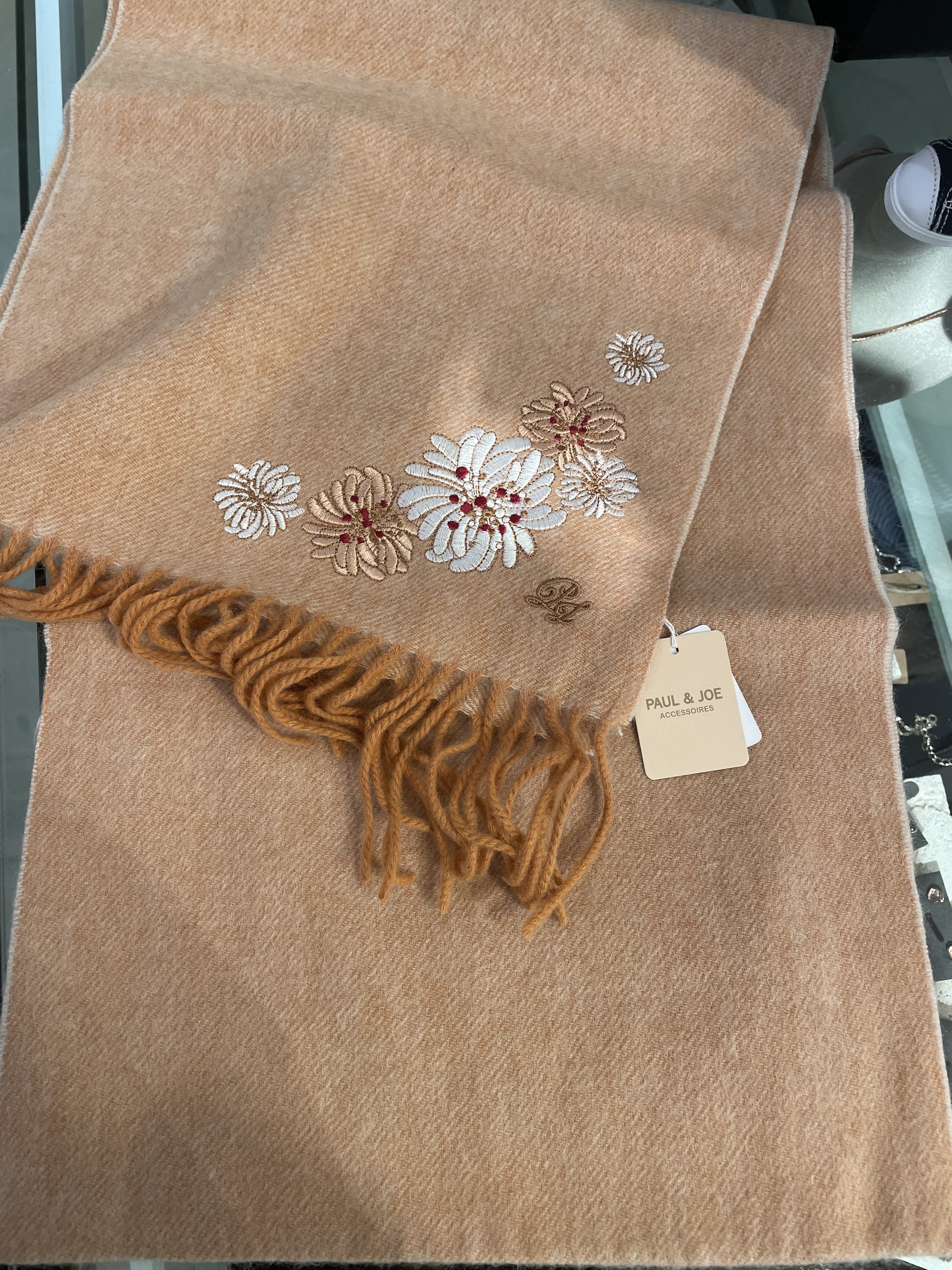 Paul and Joe 花花圖案頸巾