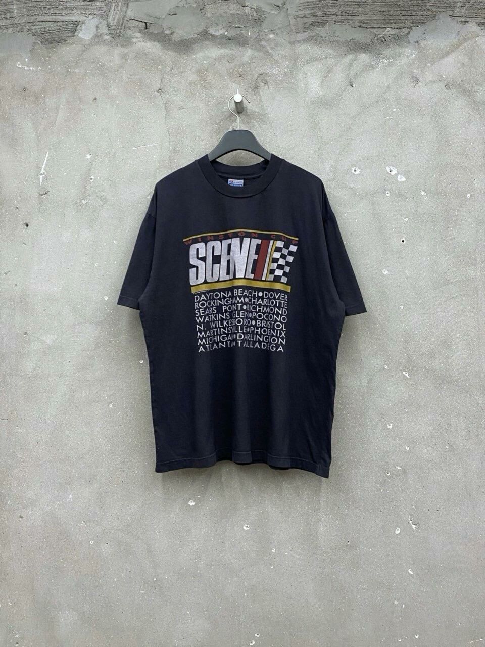 英文字圖案短袖Tee ARCHIVE-321T