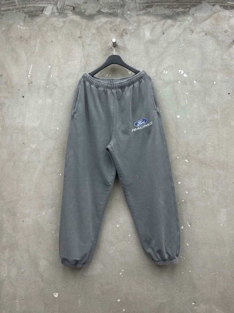 洗水英文字束腳鬆身運動褲 ARCHIVE-334P