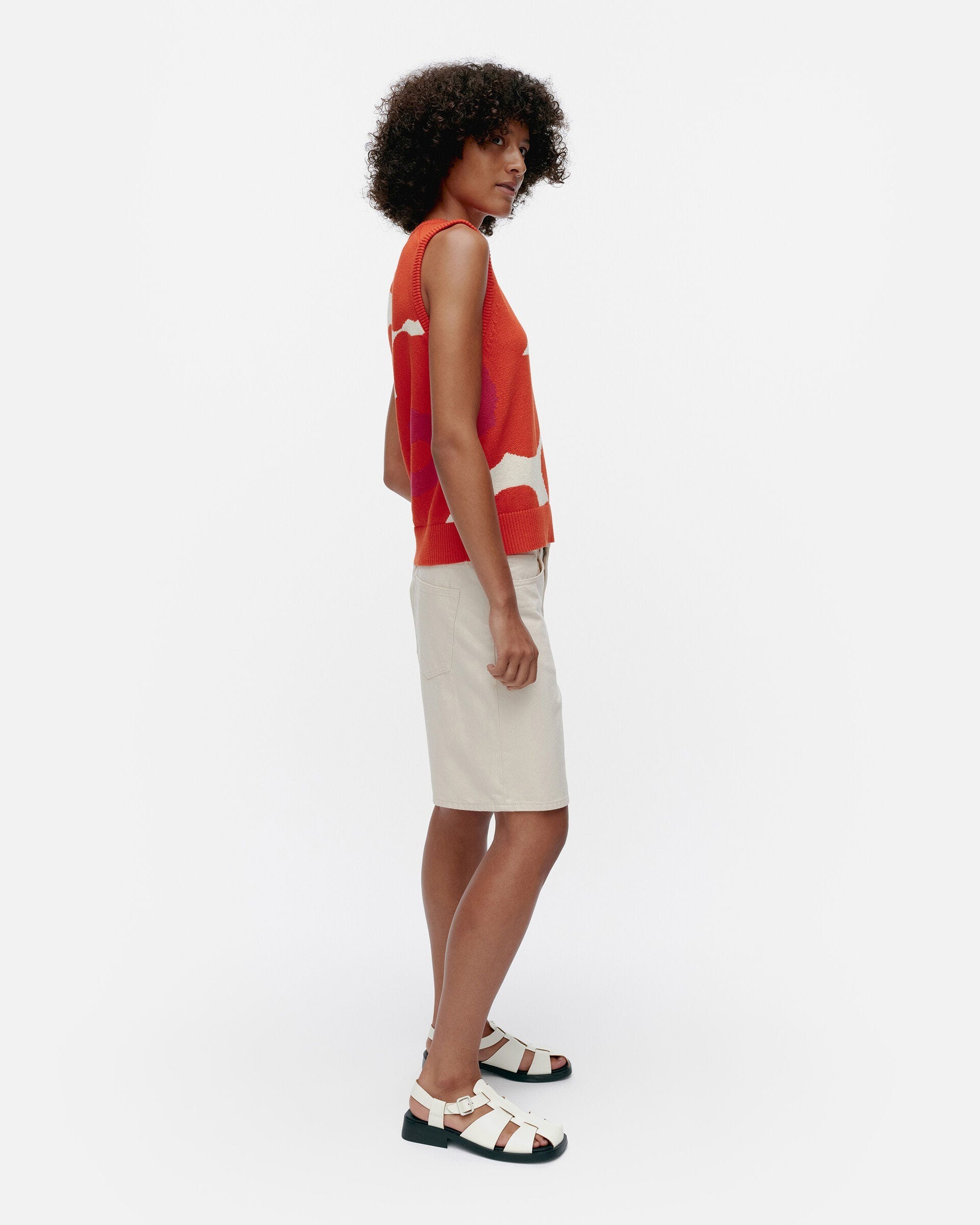 PIONEERI UNIKKO 無袖針織背心