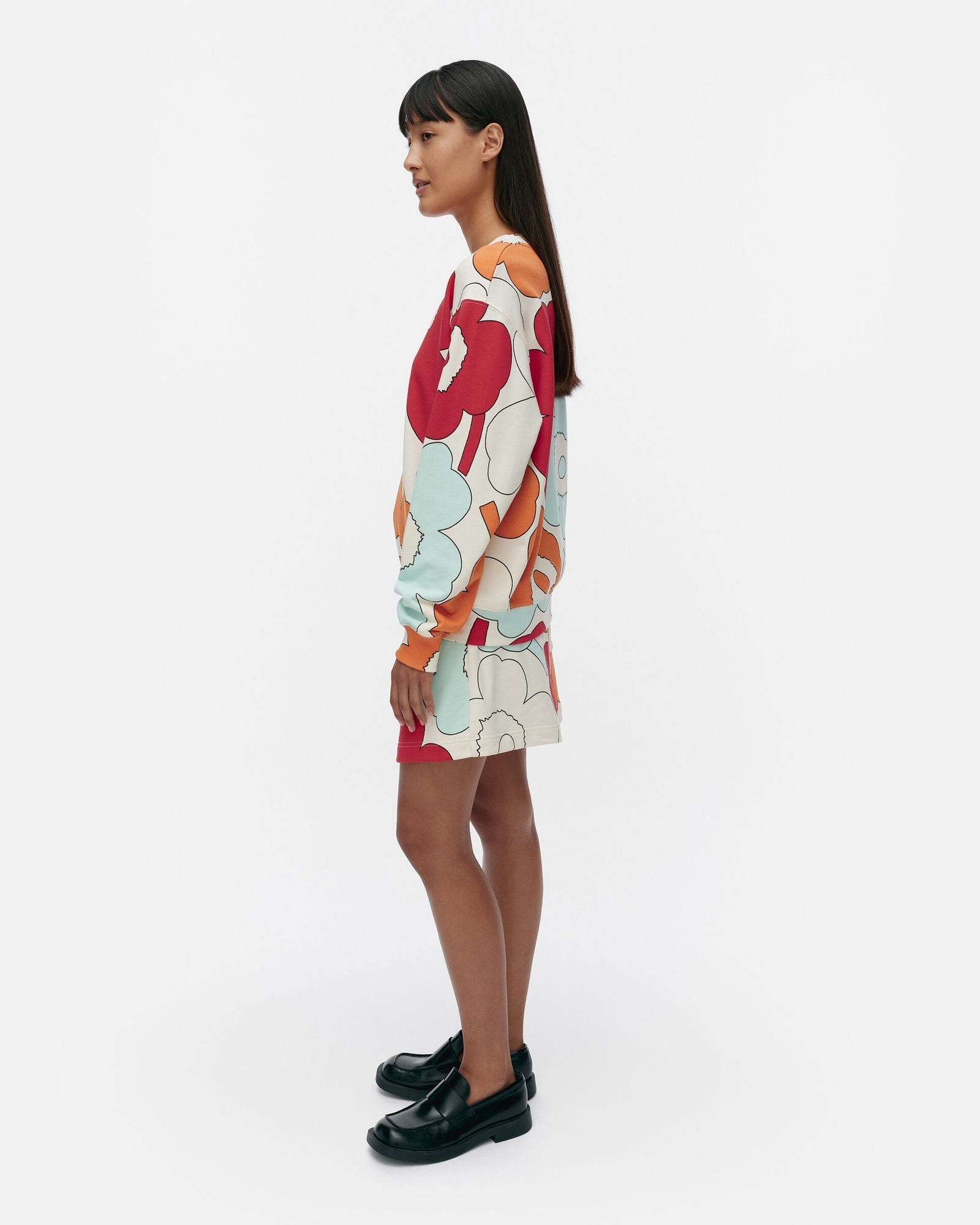 LEIOT PIIRTO UNIKKO 印花上衣