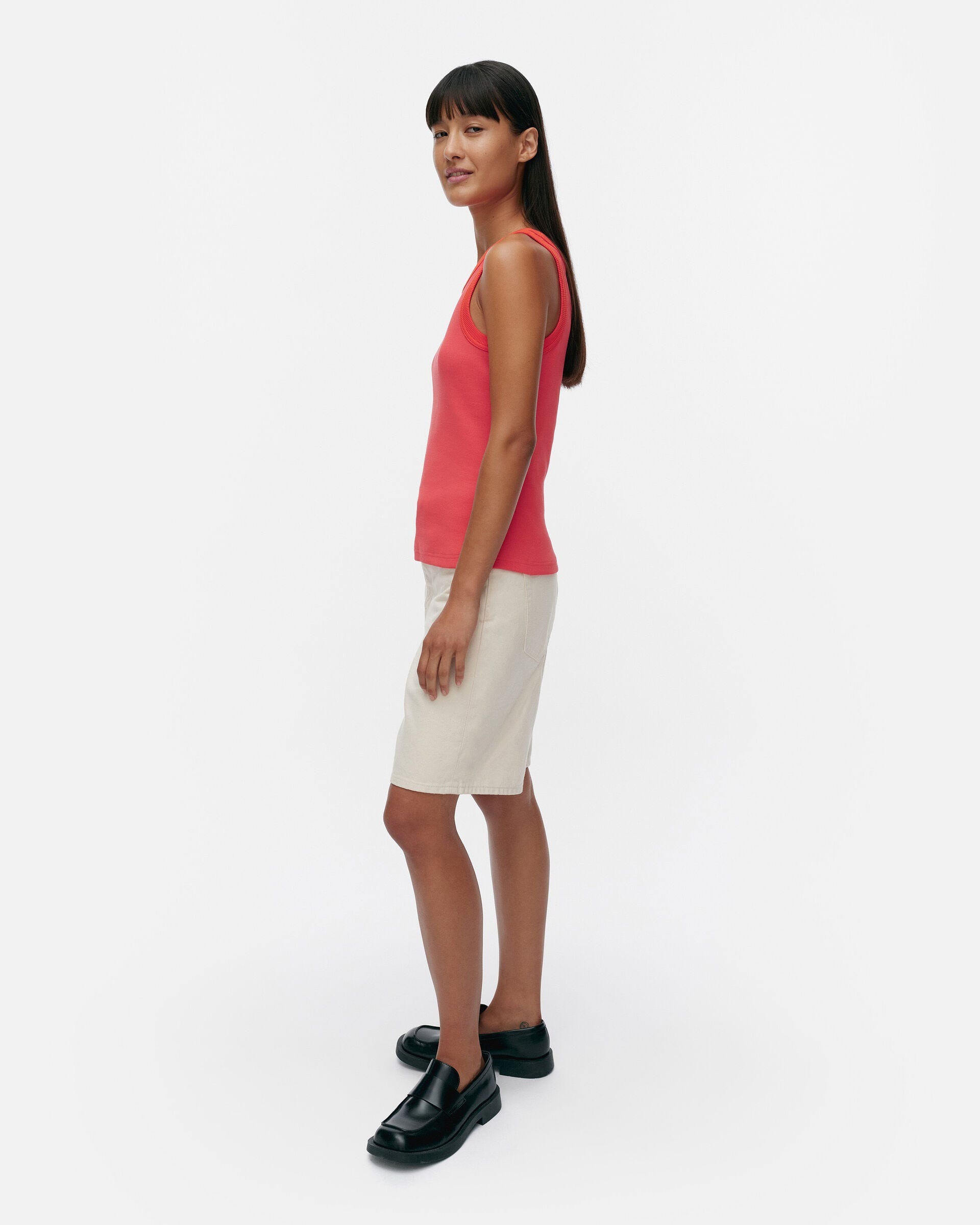 SURREA PIIRTO UNIKKO 無袖背心