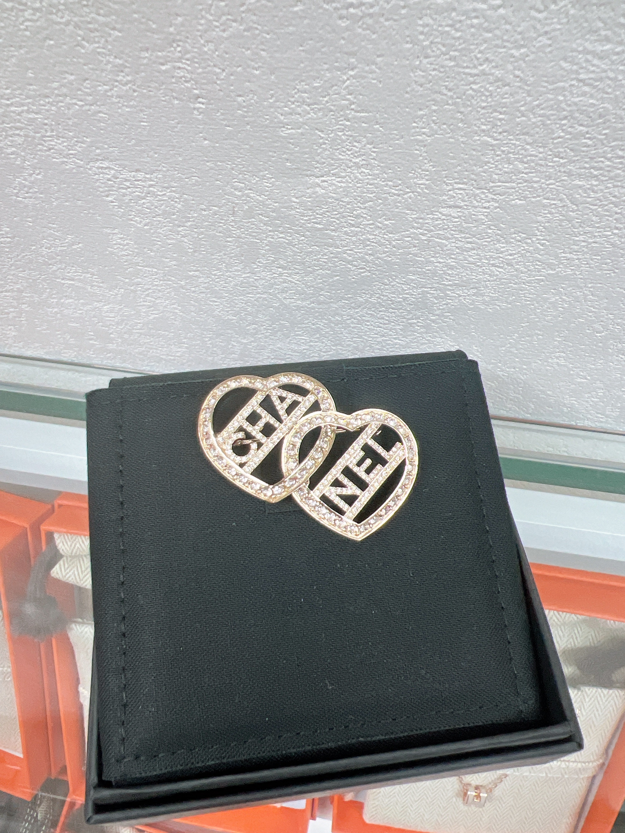 *Unused* Chanel brooch heart crystal 23b