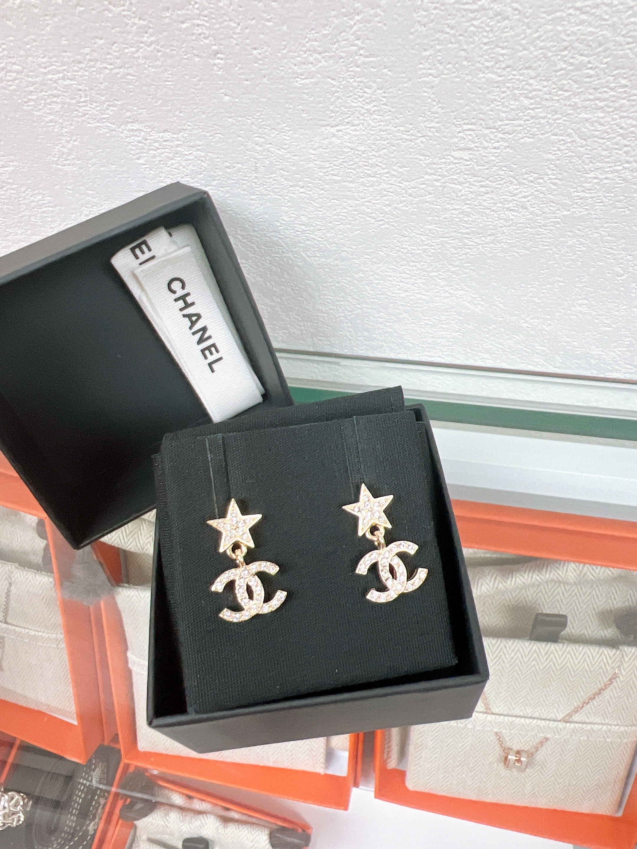 Chanel earrings star logo 23a