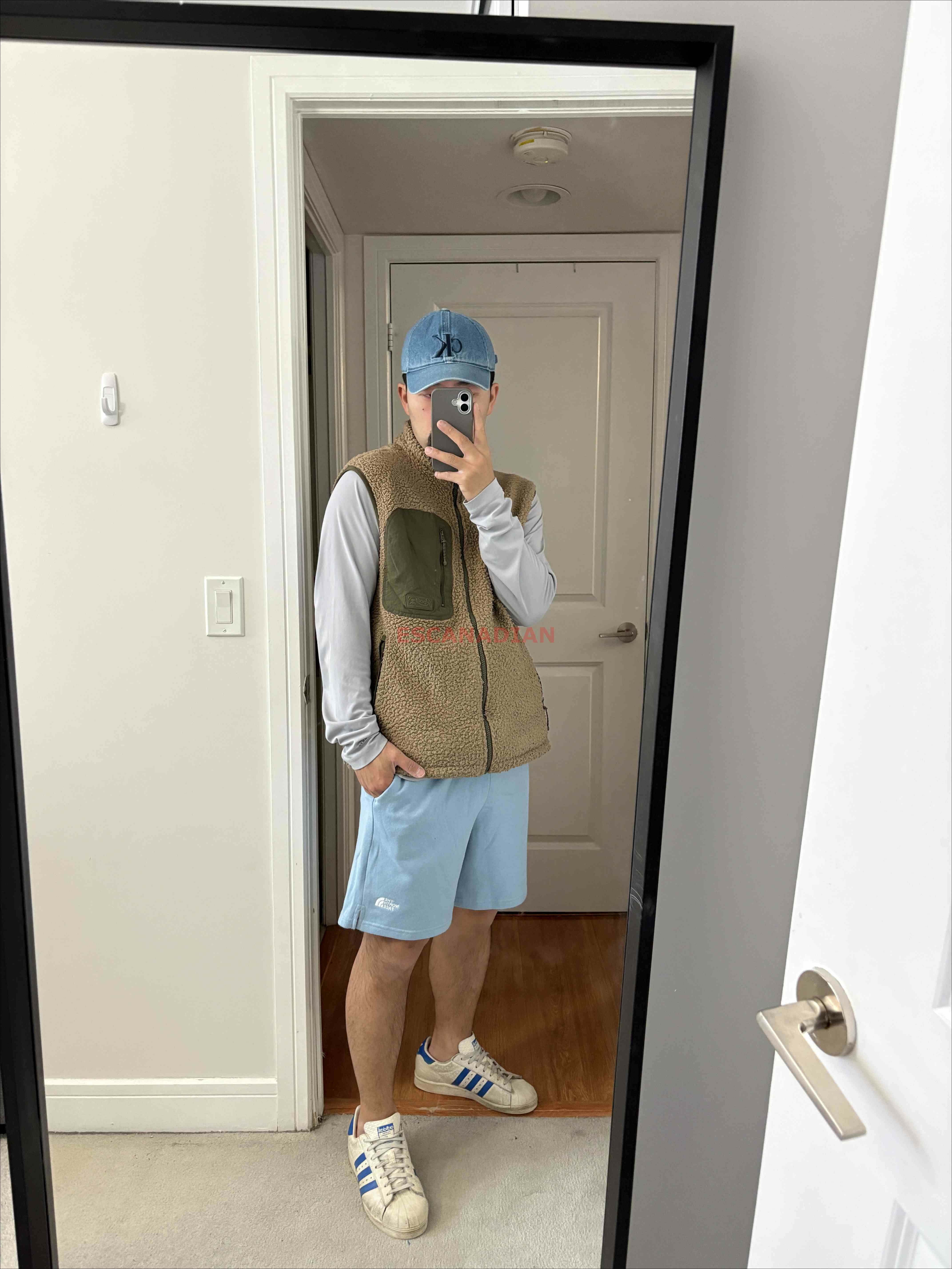 THE NORTH FACE 男大人 刺繡小標 刷毛 棉短褲 (2色)