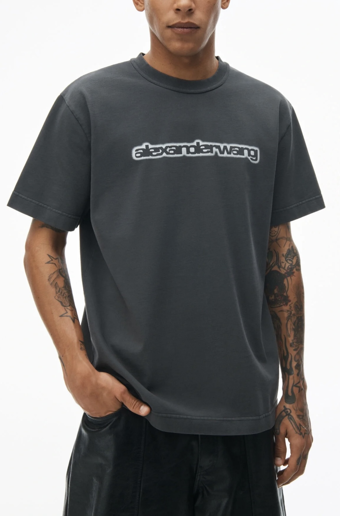 ALEXANDER WANG 光環字體 短T