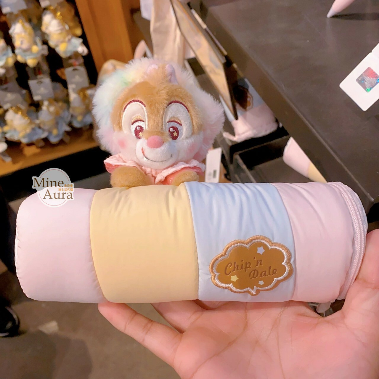 奇奇蒂蒂 Chip 'n Dale 棉花糖系列 紅鼻 蒂蒂 Dale 絨毛 造型 筆袋 收納包 化妝包 -上海迪士尼樂園