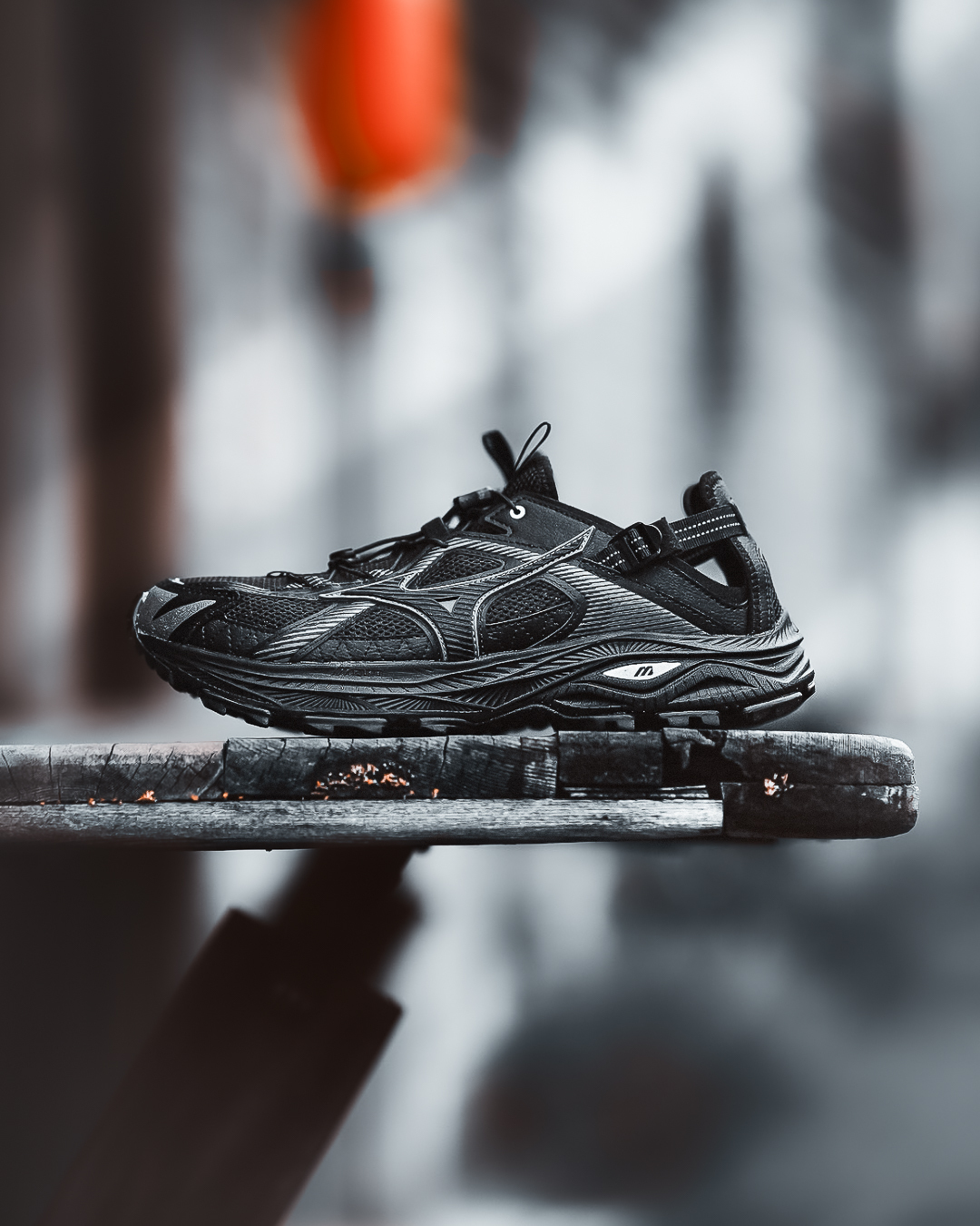 『是時候來點純黑猛料 ♠️』Mizuno Racer Trail SE D1GH241903