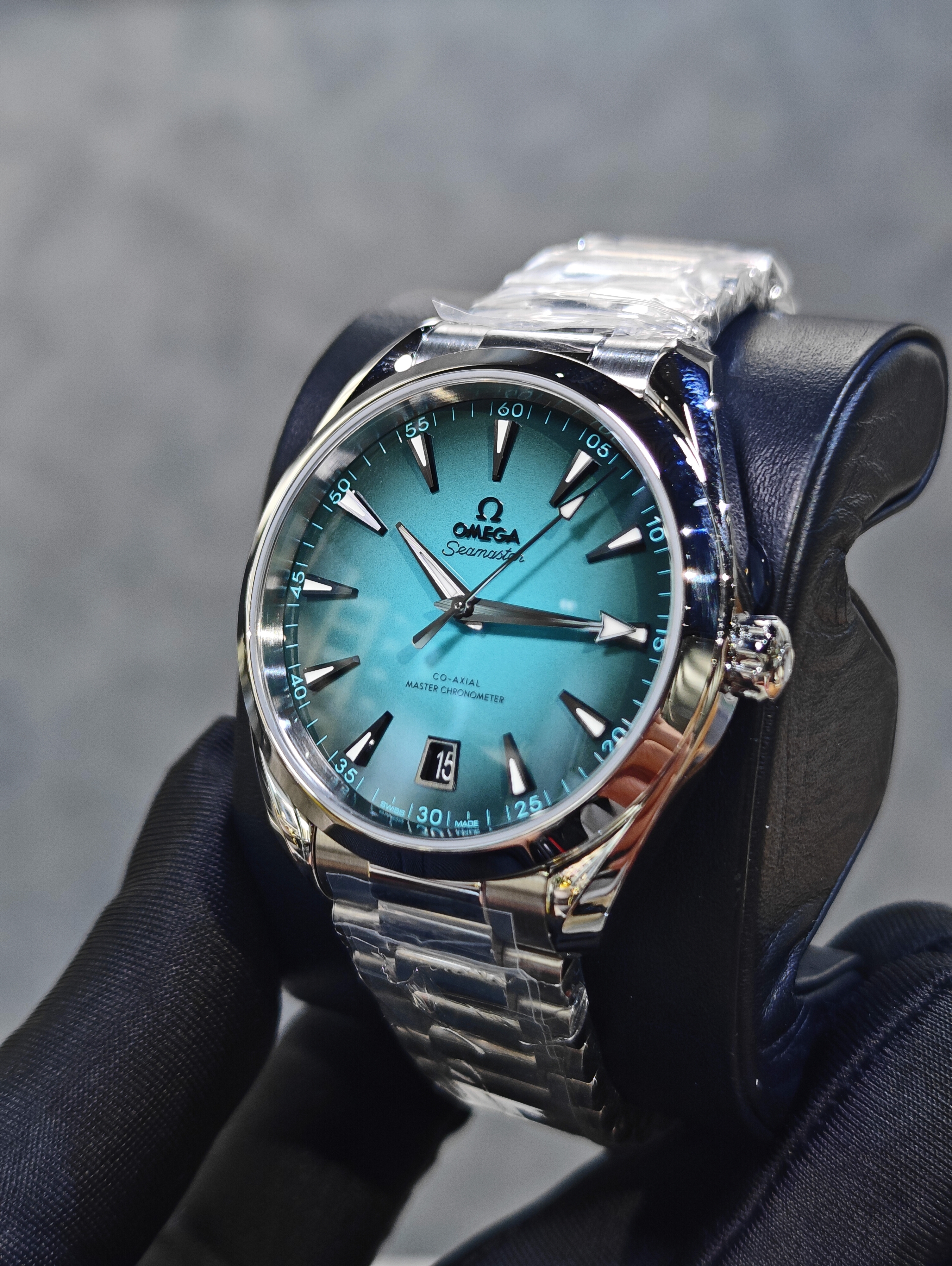 BRAND NEW OMEGA 220.10.41.21.03.006 22010412103006 TURQUOISE DIAL AQUA TERRA 150M CO‑AXIAL MASTER CHRONOMETER 41 MM