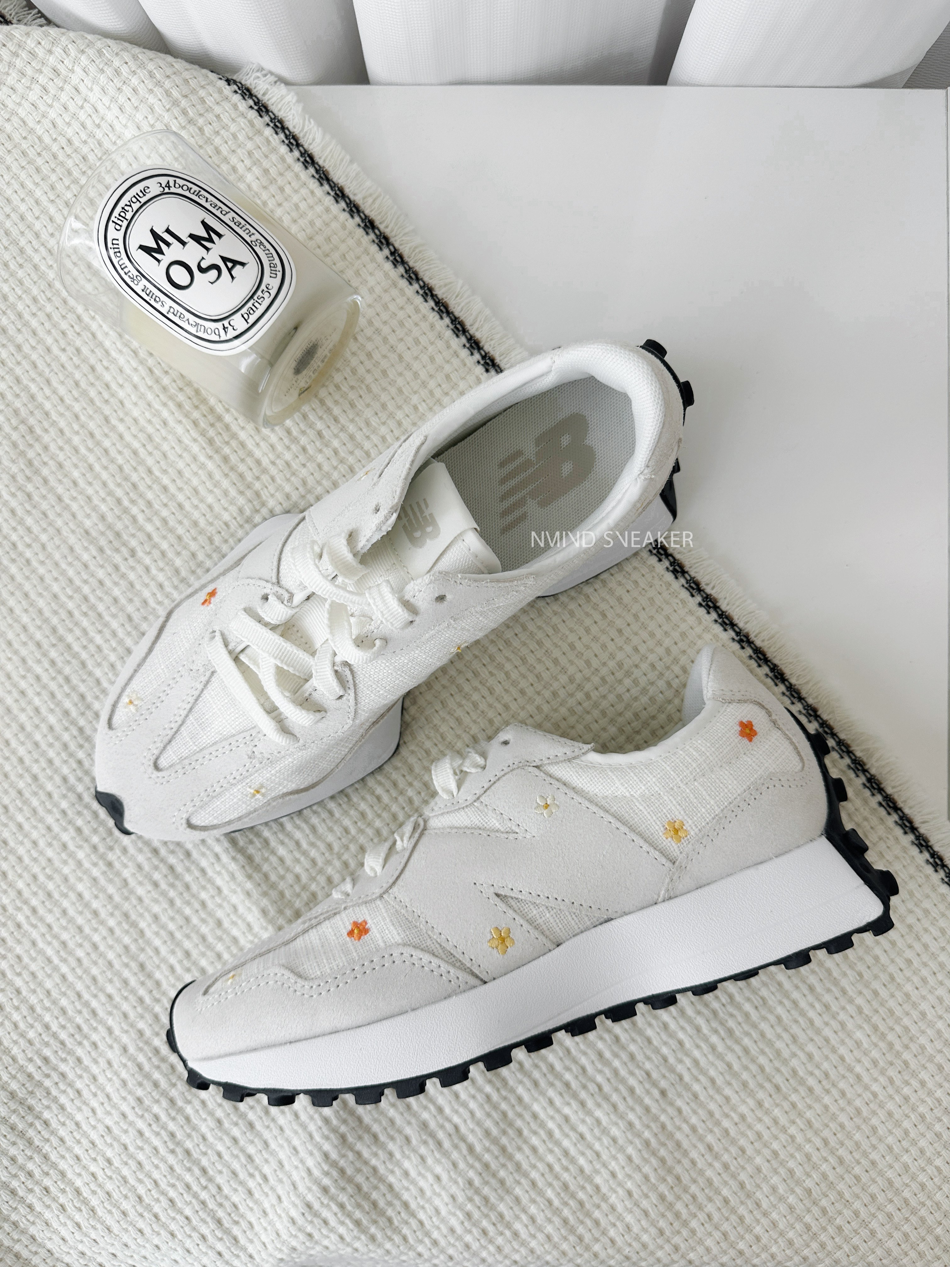 New Balance 327 刺繡小碎花 米白🏵️