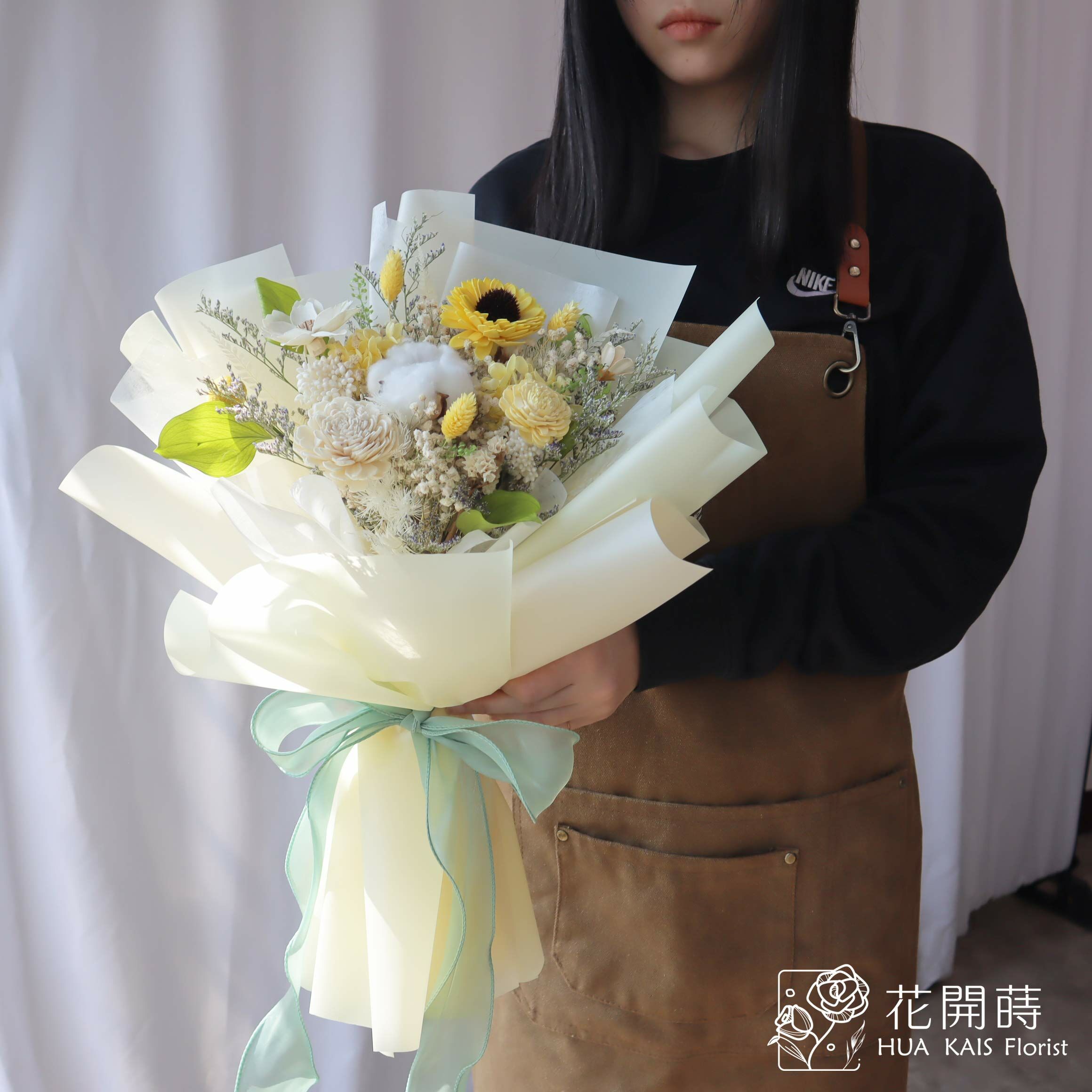 乾燥花束|黃太陽花乾燥花束(L)|中型花束|永生花|成交花束|畢業花束|母親節花束