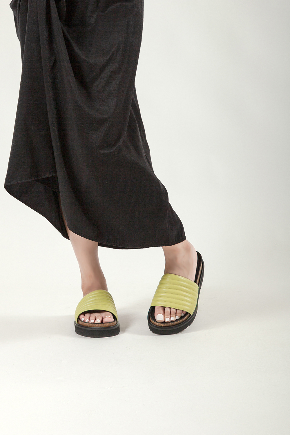 Flat Lugg Single Rib 壓紋厚底涼鞋