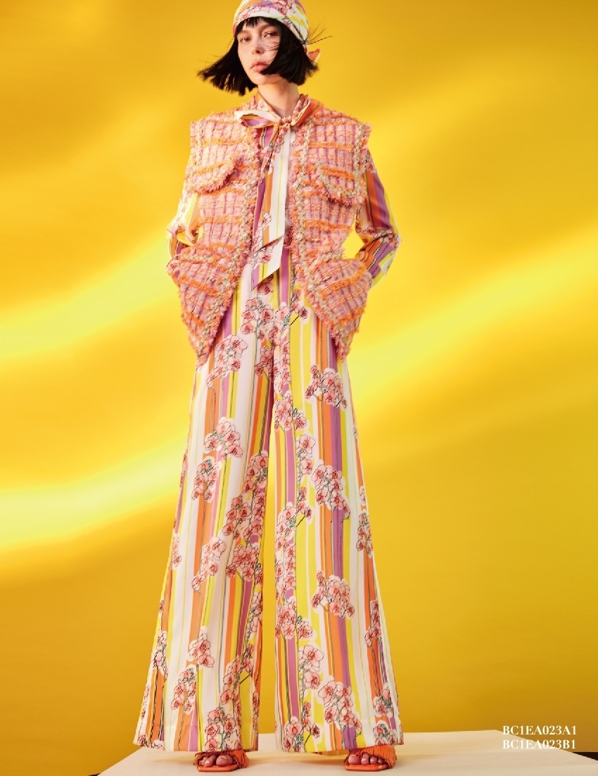 BC1EA023A1 陽光花園粉桔花條法式簡約衫