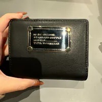 [S] MARC JACOBS BLACK 4S5SMP005S01-001 COMPACT WALLET ID CASE, 196611275101 (SMJ498)