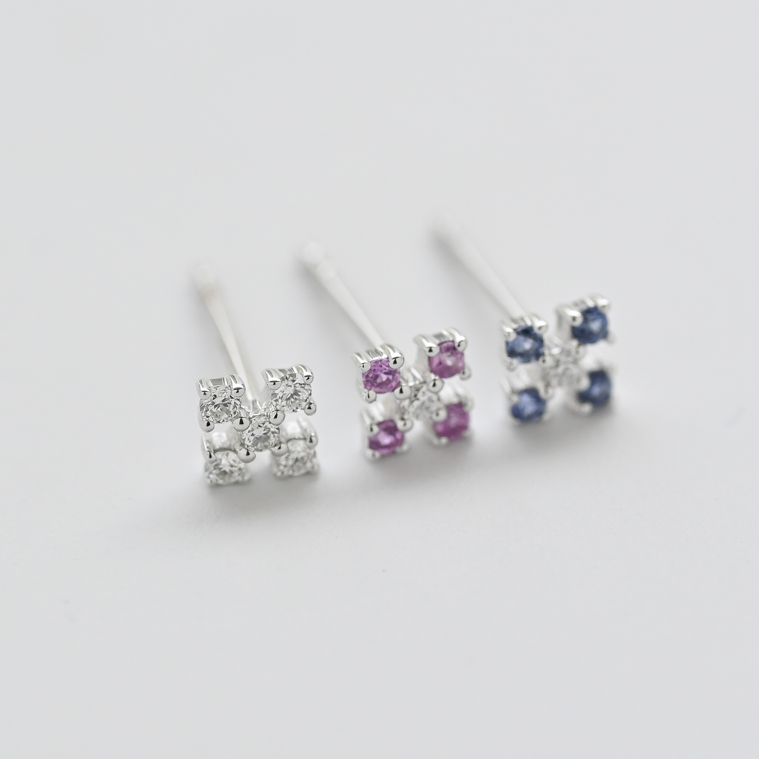 18K Qtie Diamond Earring