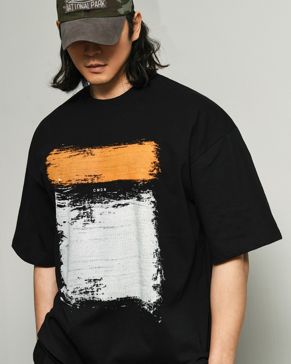 雙色塗料寬鬆短袖T恤
