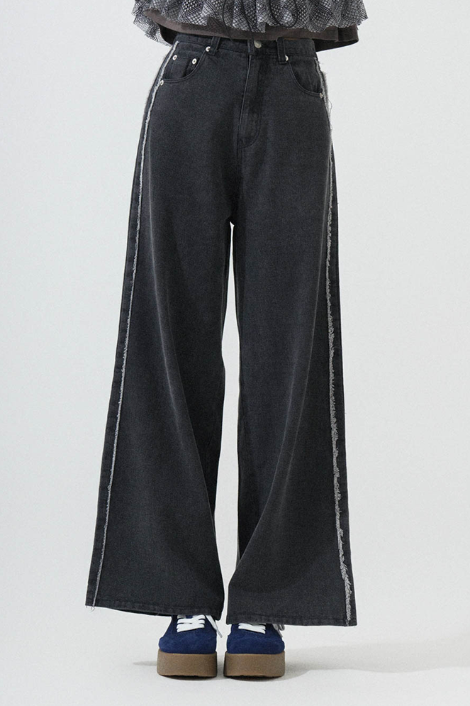 雙側蘇蘇邊闊腳牛仔褲  (現貨款式）