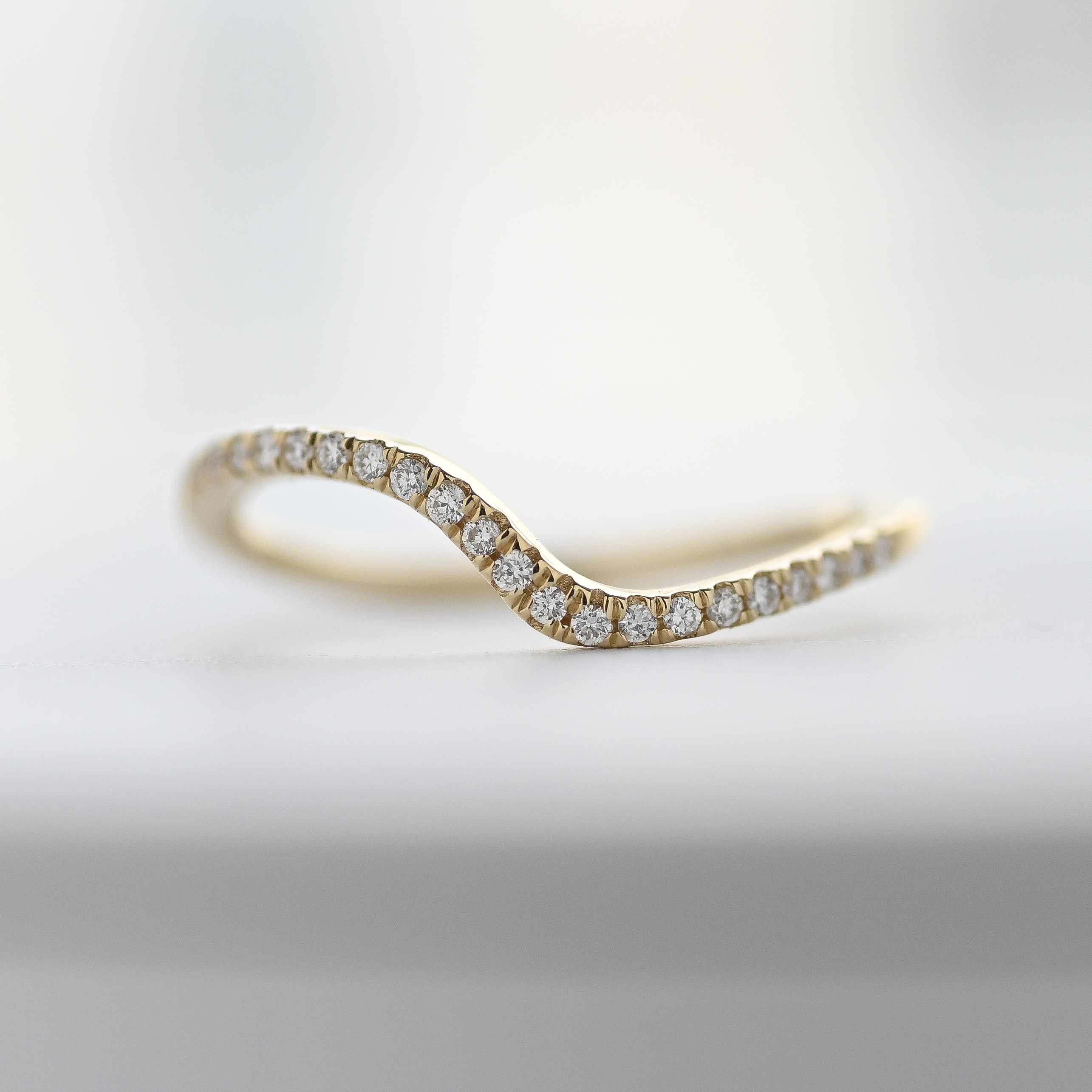 18K Ola Diamond Ring