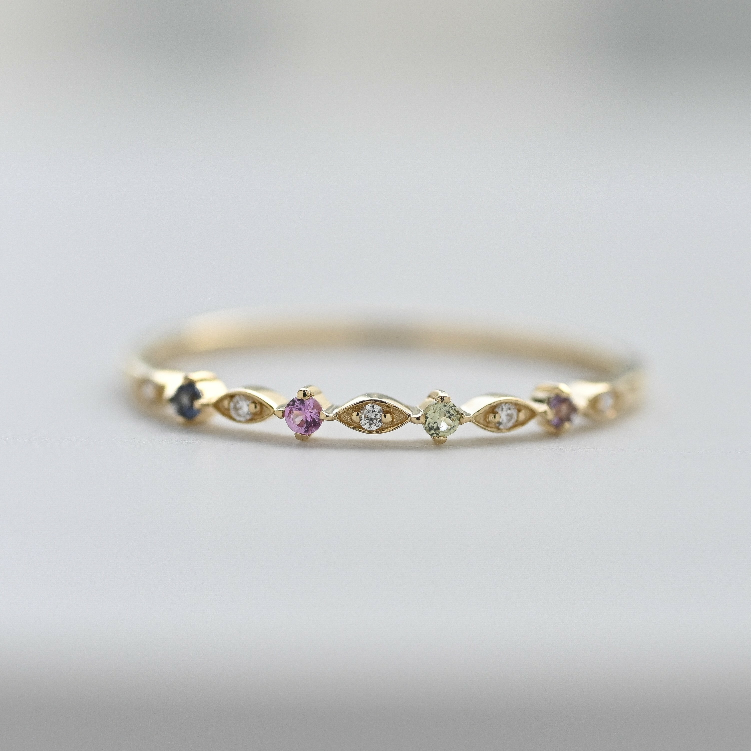 18K Little Alegría Diamond Ring