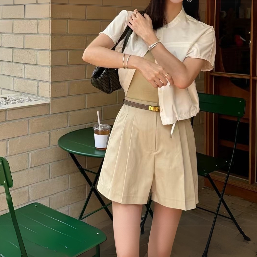 絲光打摺A-Line西裝短褲