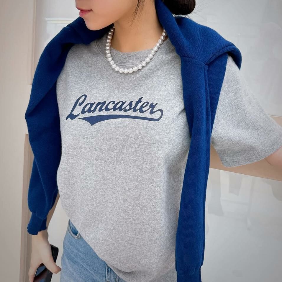 【顯瘦百搭的美式字母彈性厚棉tee】（現貨）