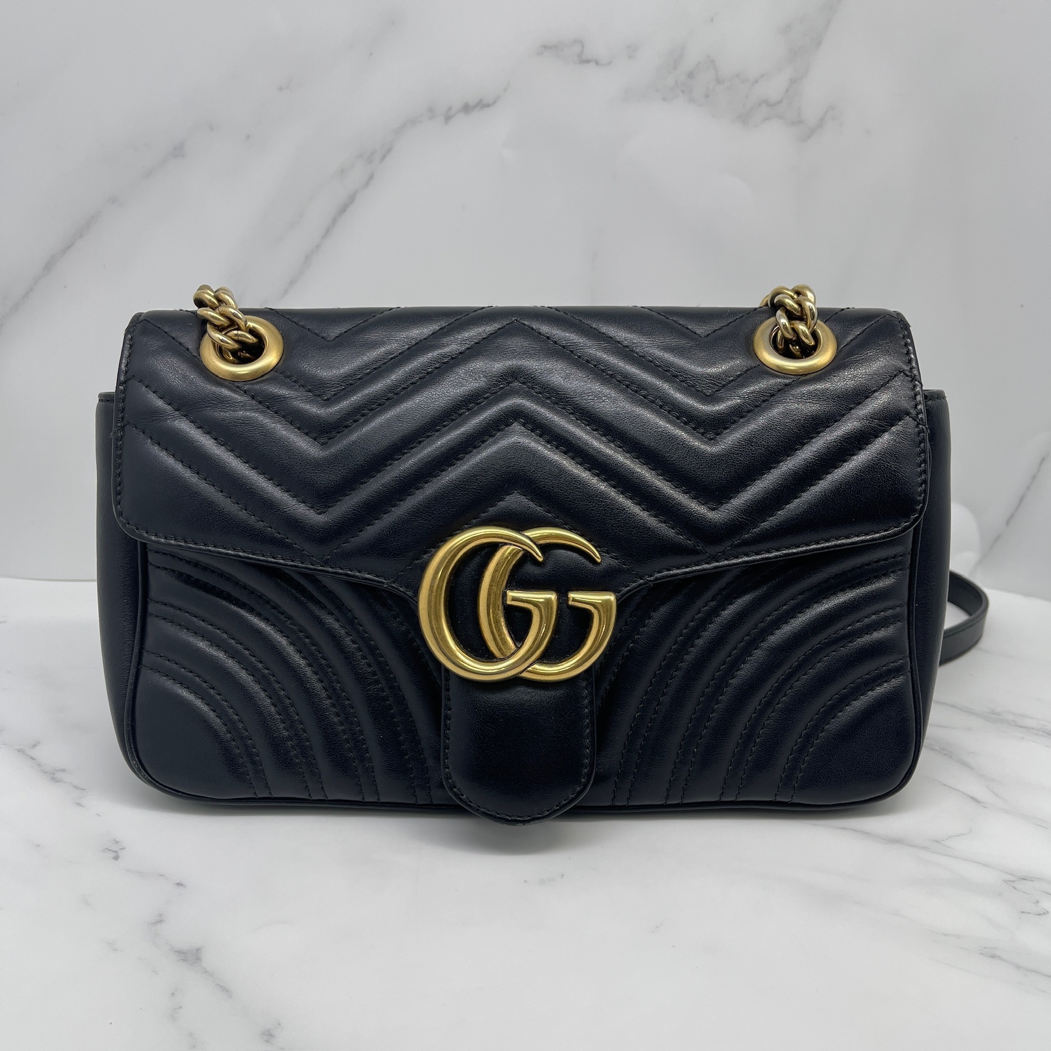 Gucci GG Marmont  Small Shoulder Bag