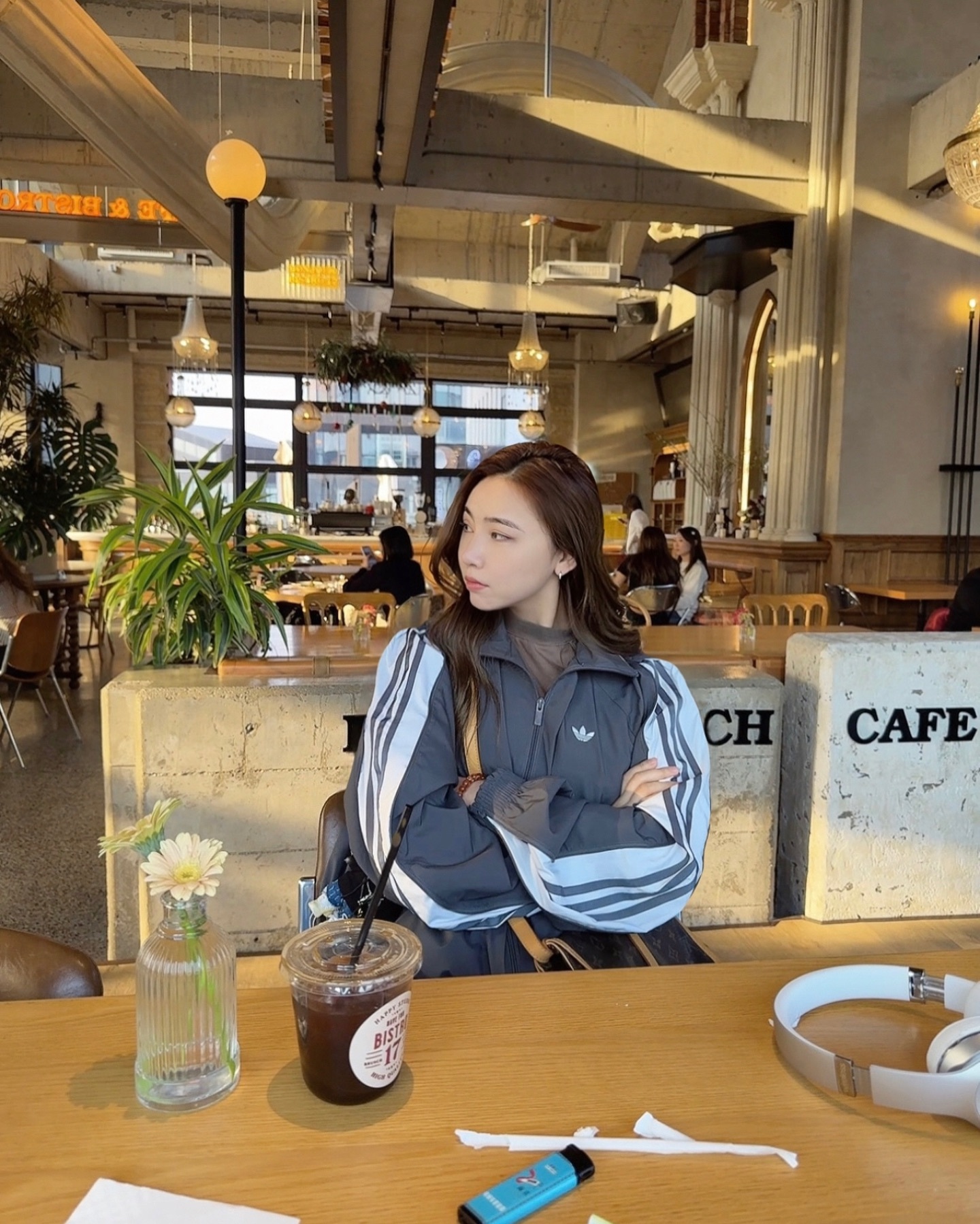 Adidas Originals 2025 Women‘s WOVEN TT ZIP Black Jacket and pants 黑色