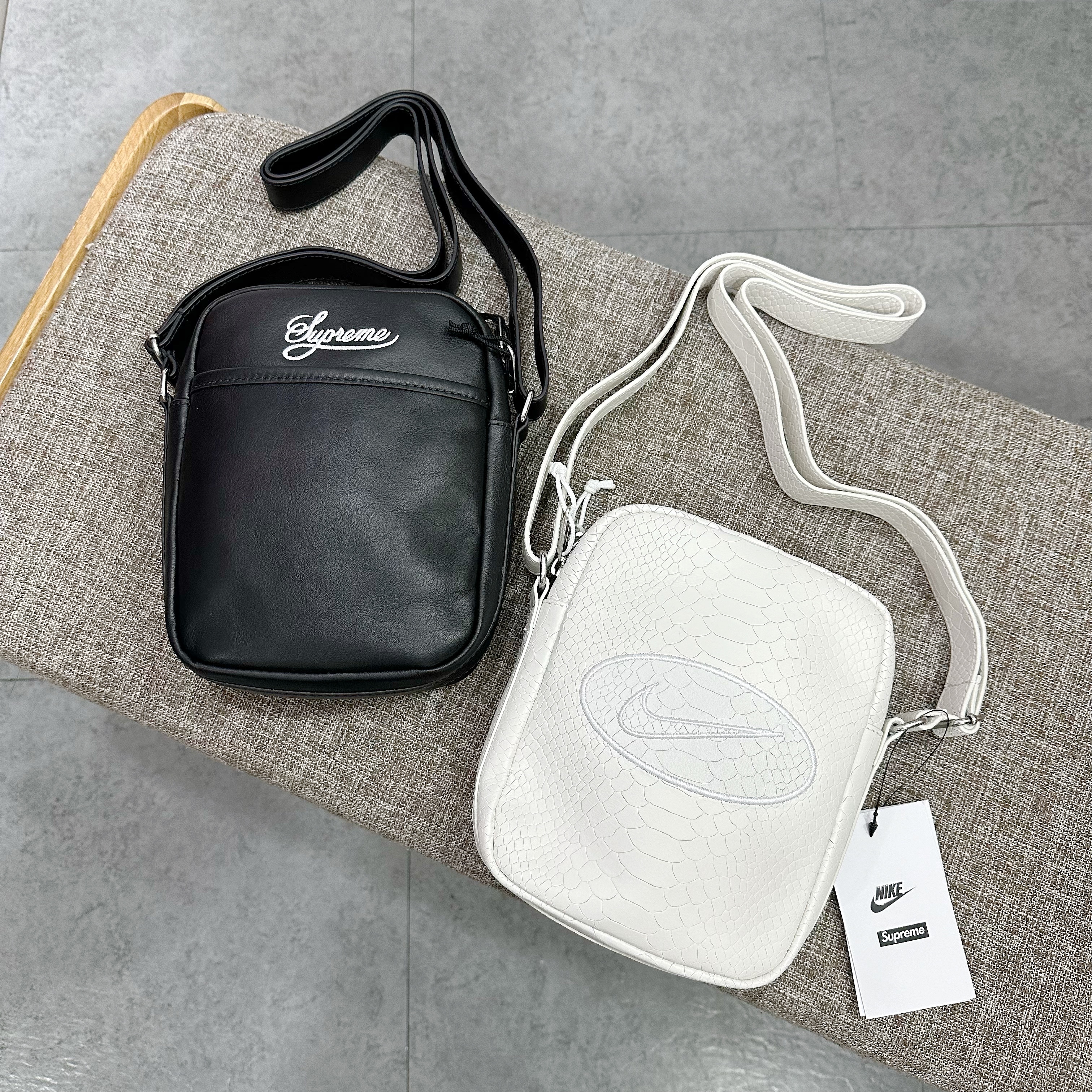 SUPREME®/NIKE® LEATHER SHOULDER BAG