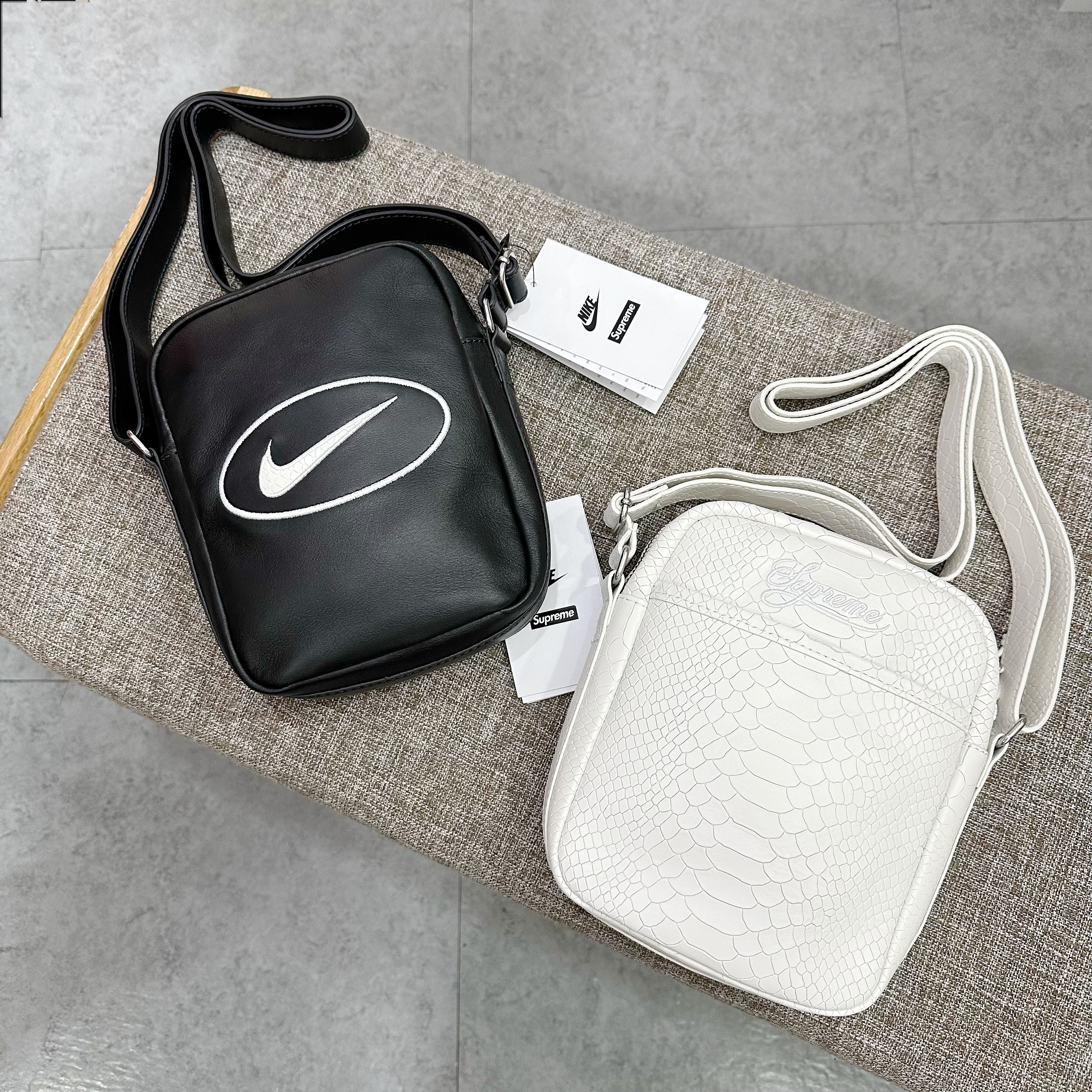 SUPREME®/NIKE® LEATHER SHOULDER BAG SUPREME®/NIKE® LEATHER SHOULDER BAG