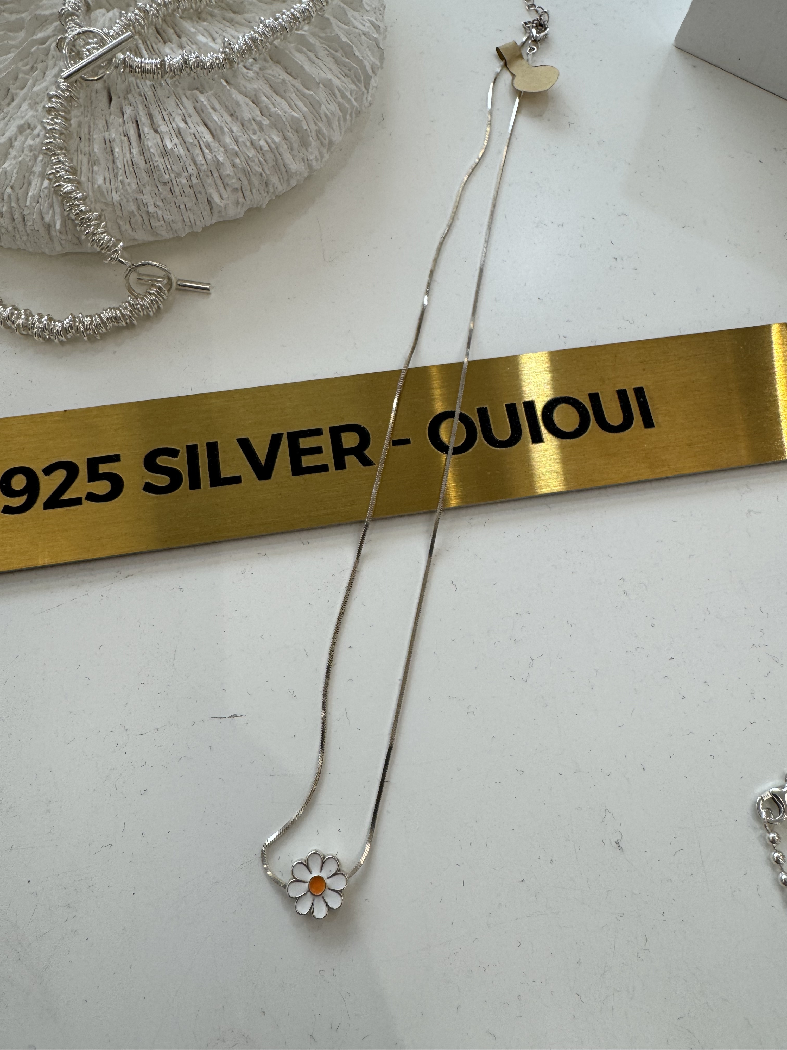 T11OU 雙面雛菊頸鏈