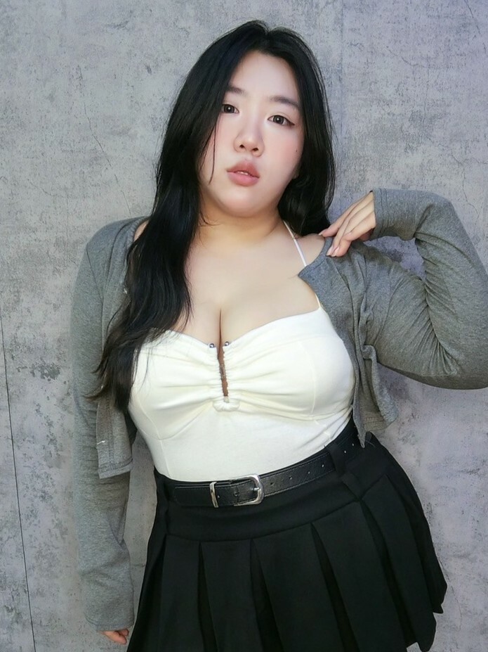 辣妹細肩帶U環小可愛