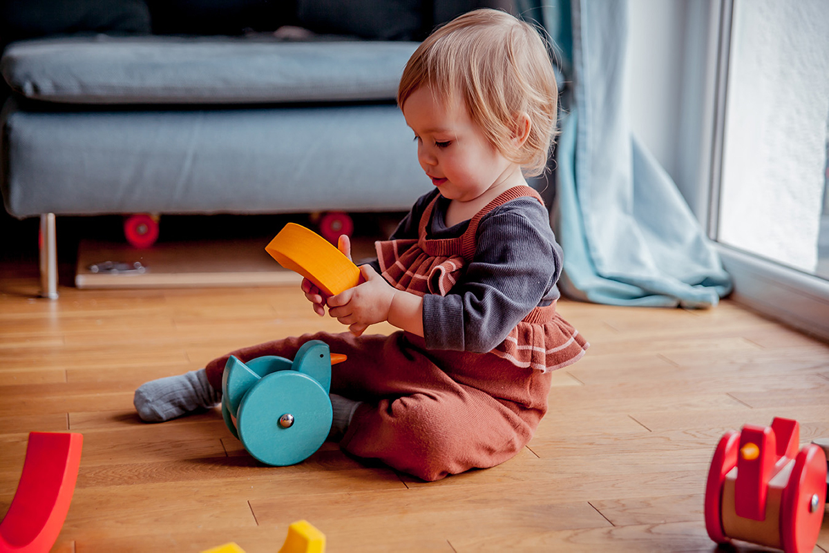 BAJO 動物系列-搖搖企鵝啟蒙木玩