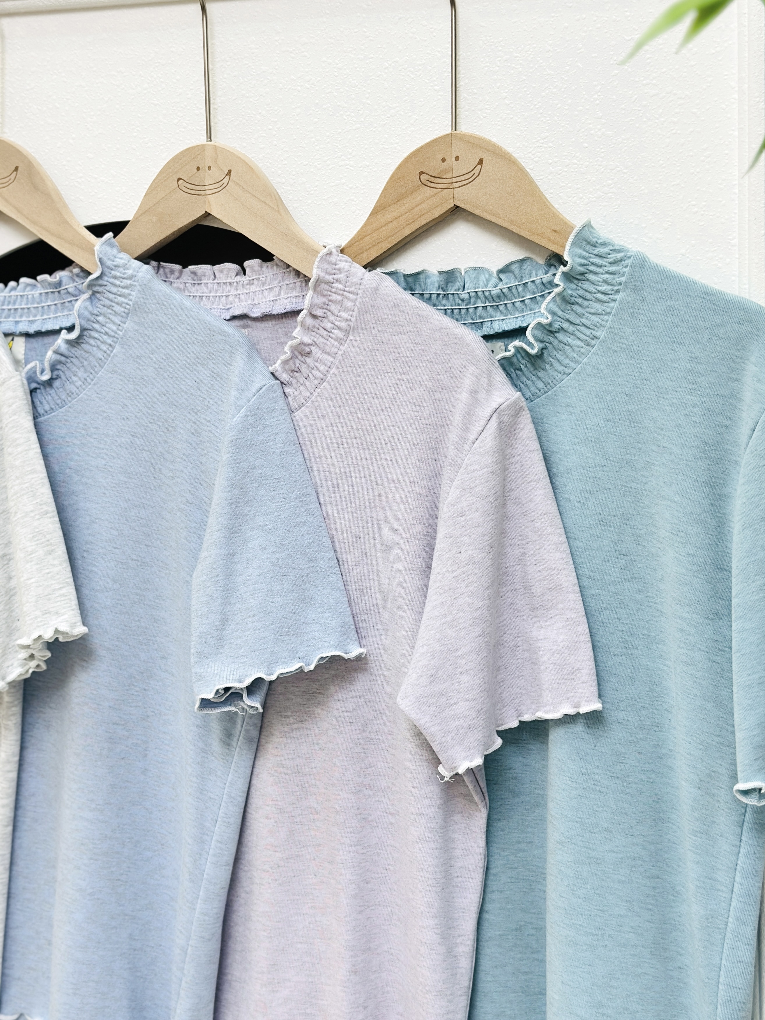 四色 / 雪花羅紋純棉滾邊上衣 / Melange Ribbed Cotton Ruffle Tee