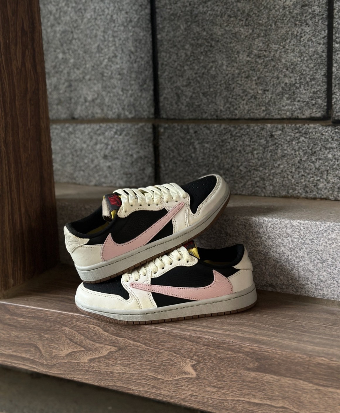 (客製化)Travis Scott x Nike Air Jordan 1 Low