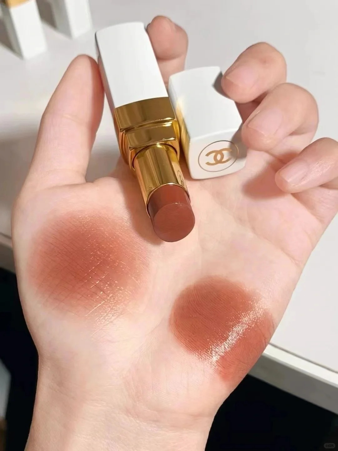 #現貨供應 chanel 香奈兒 白管 #914 柔霧光澤唇膏