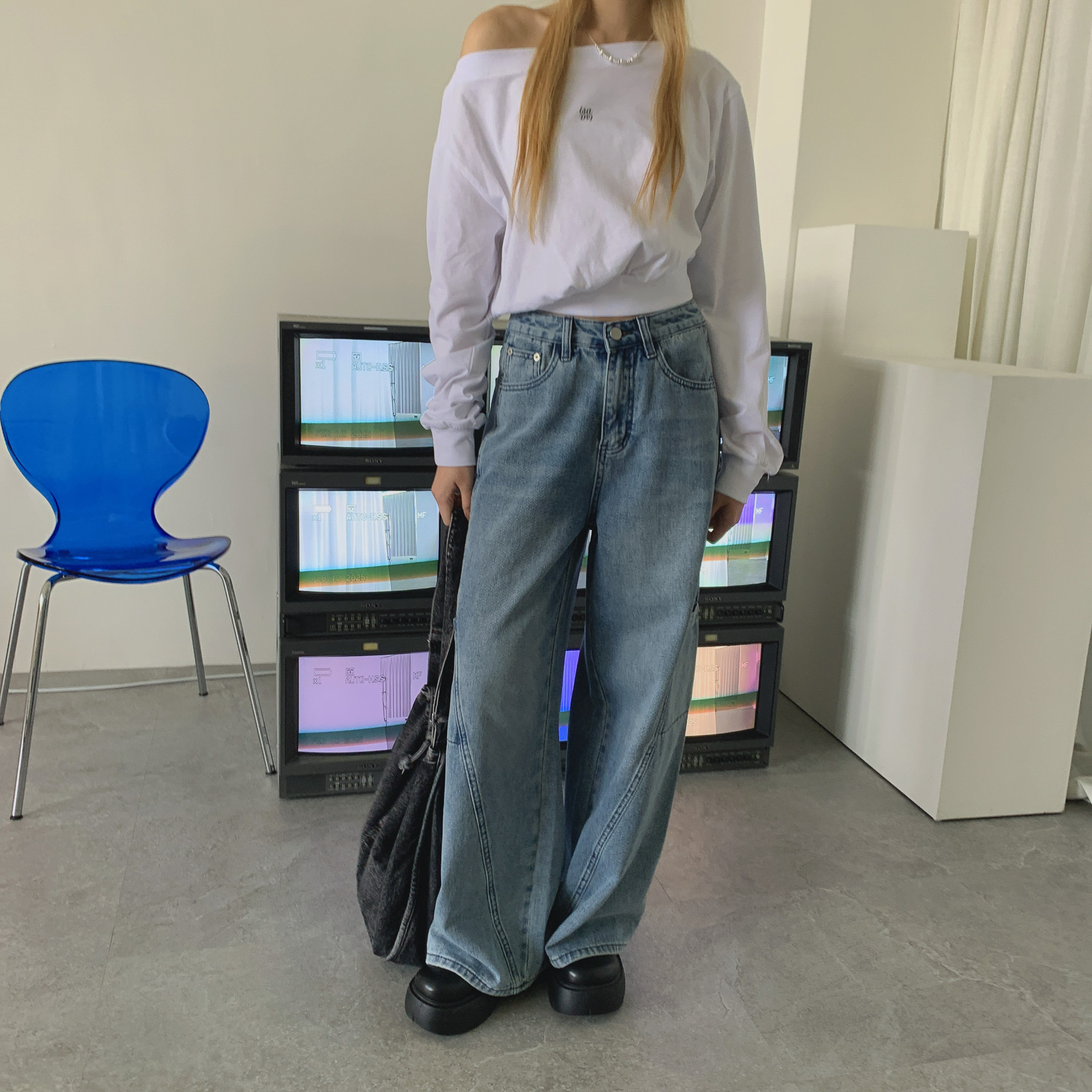 ISA_新色回歸! 梨寶命定款 時髦刷色工裝牛仔寬褲_C3010