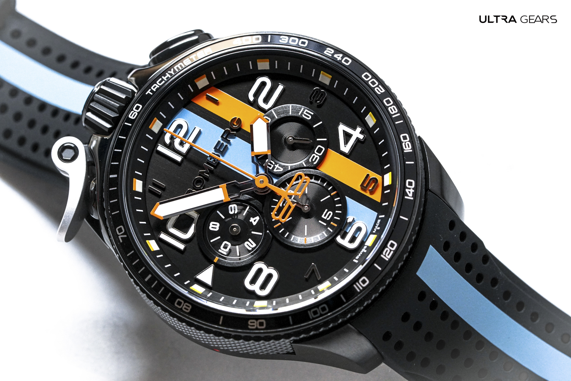 BOMBERG_BOLT-68 Racing_黑色XL復古賽車計時碼錶_BS45CHPBA.059-6.10