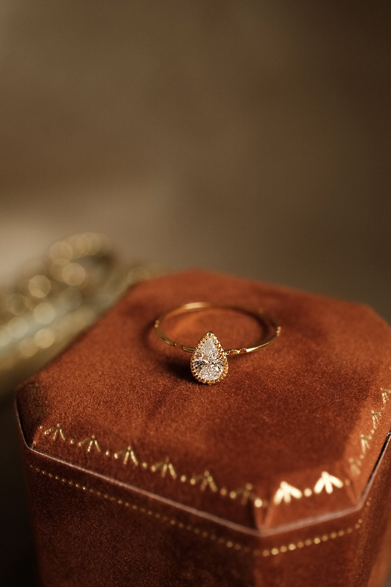 18KGP 月光寶盒戒指-水滴款