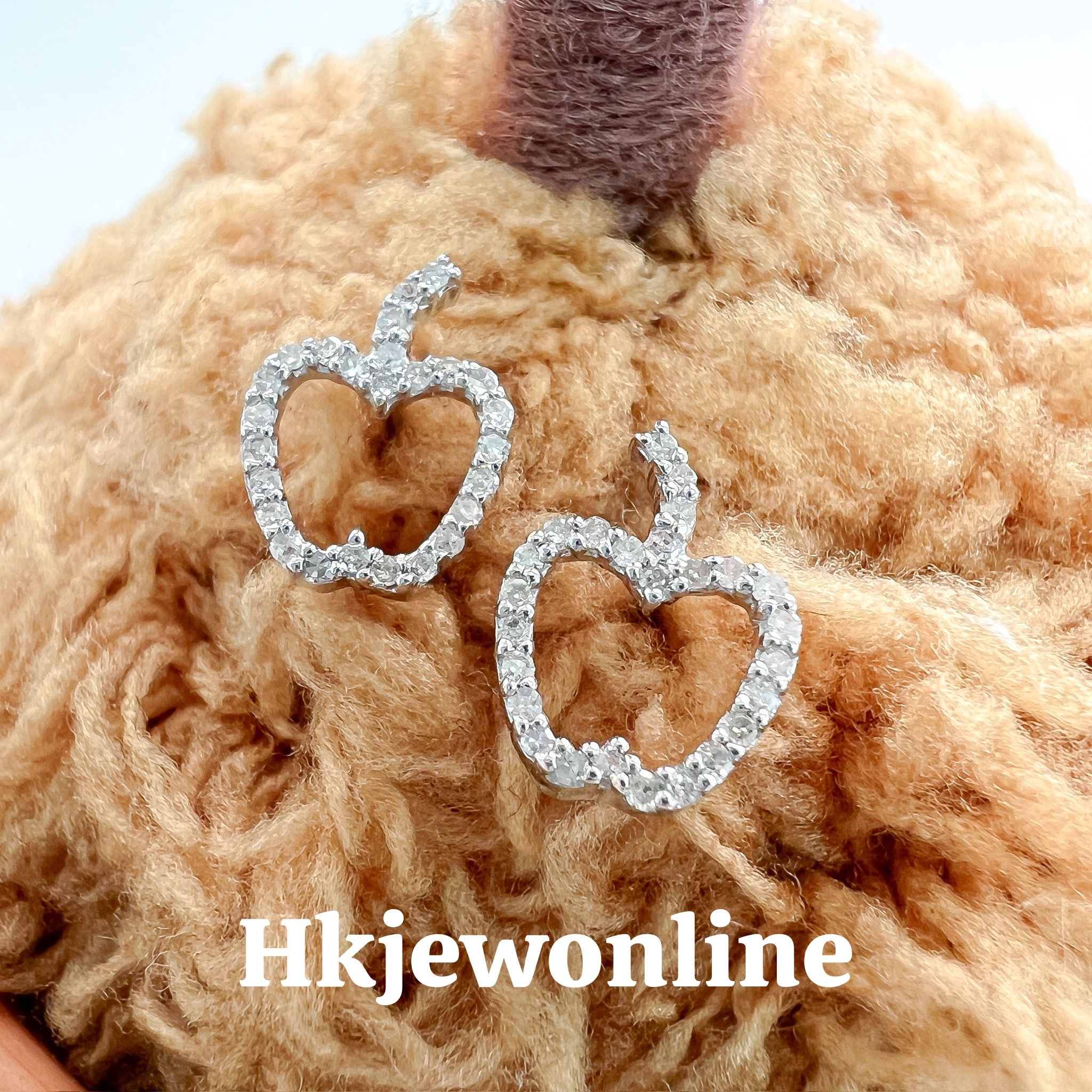 🍎 18K White Gold Apple Diamond Earrings