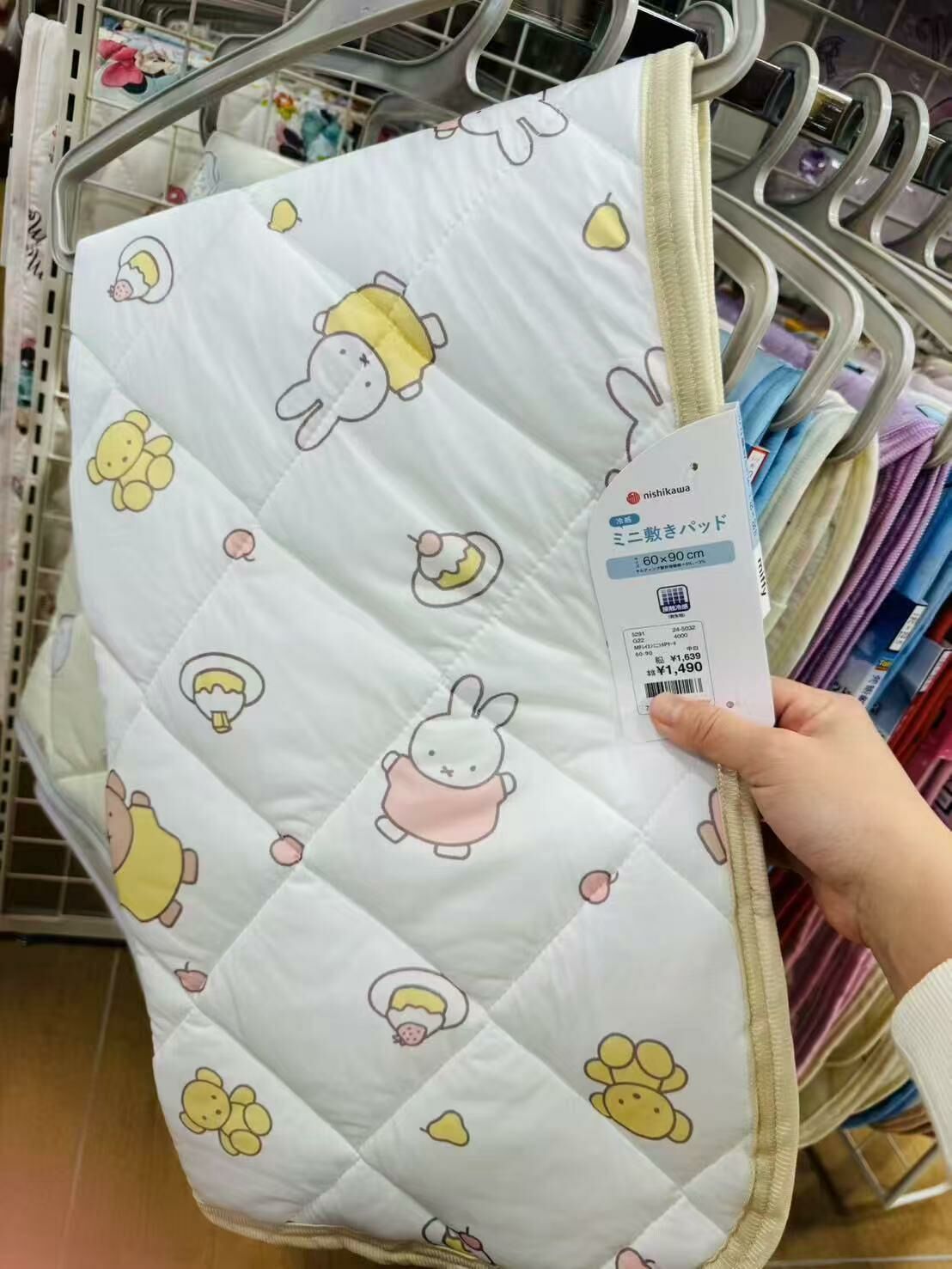 日單卡通冷感墊