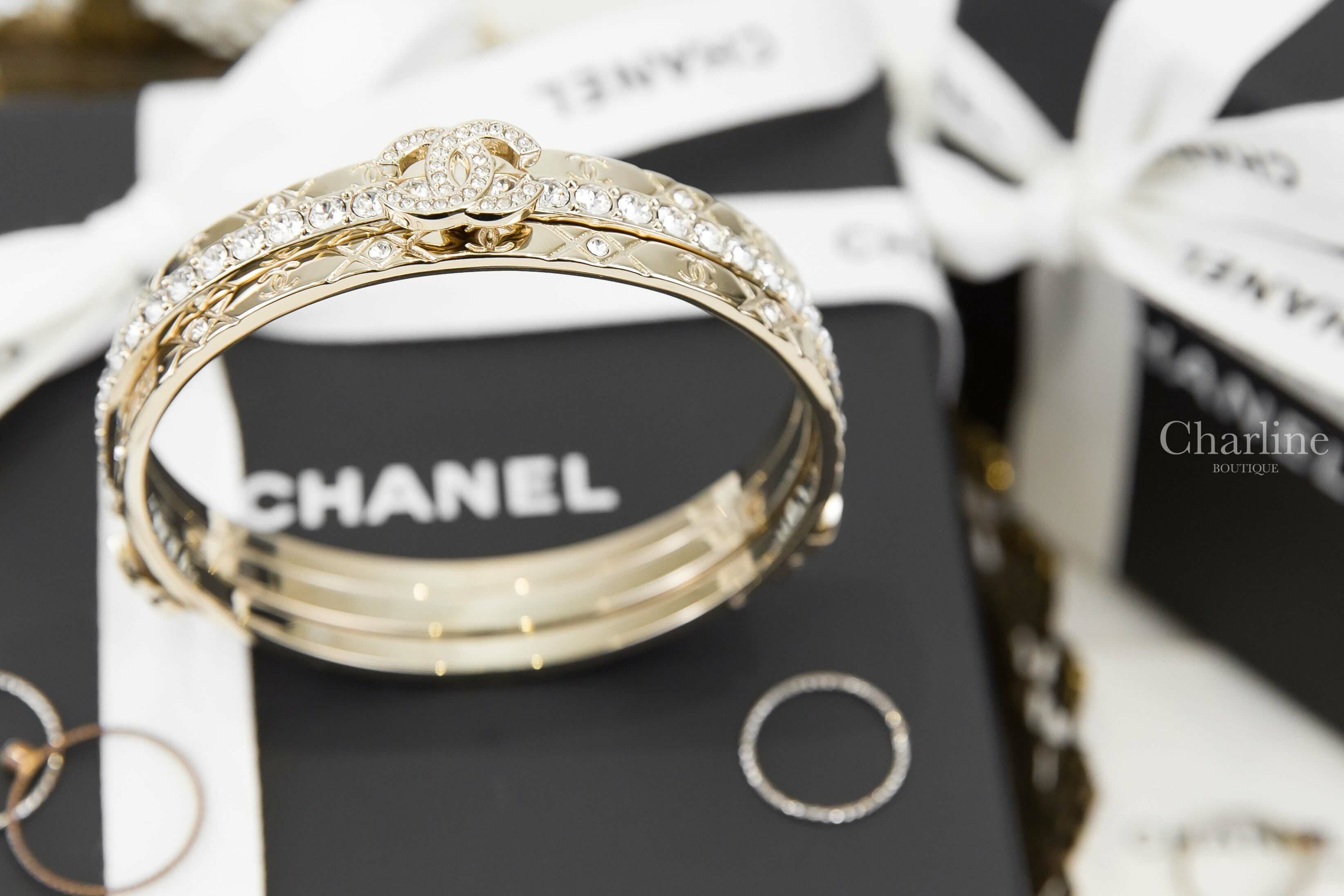 Chanel Cuff 金色CC水鑽菱格紋/水鑽CC手鐲三件組-Charline Boutique 精品代購