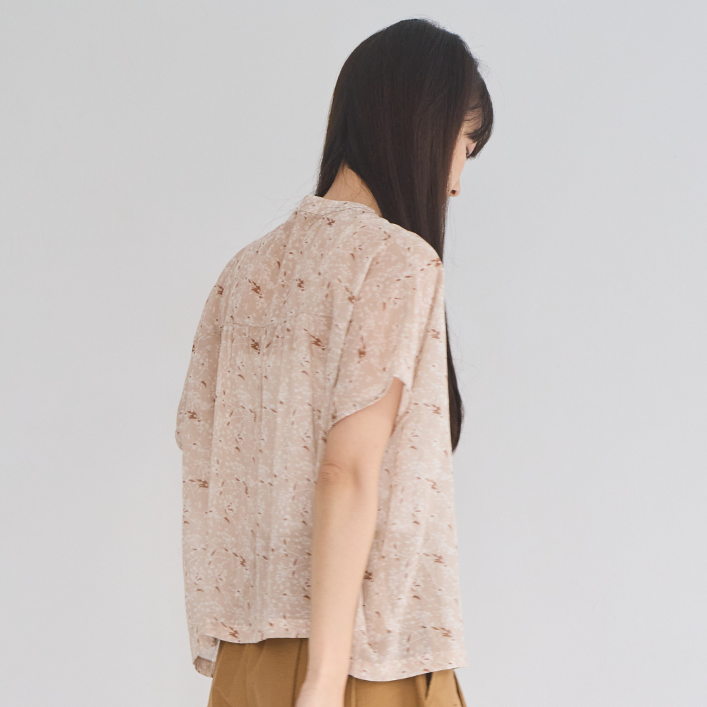 Semi-Sheer Blouse/Wusheh Cherry/Gentle Milk Tea