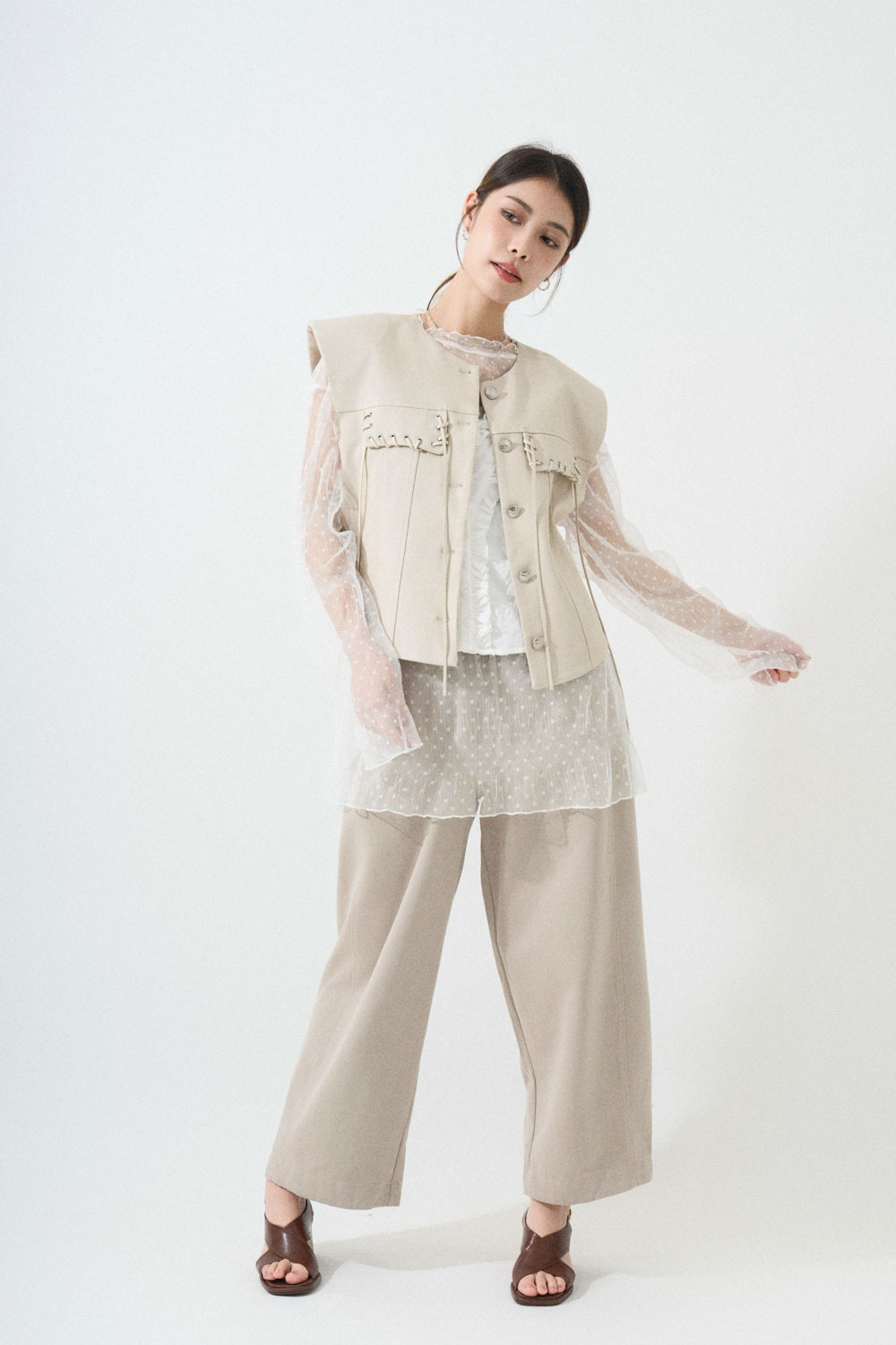 SS25_0063（外套＋吊帶＋上衣＋長褲）