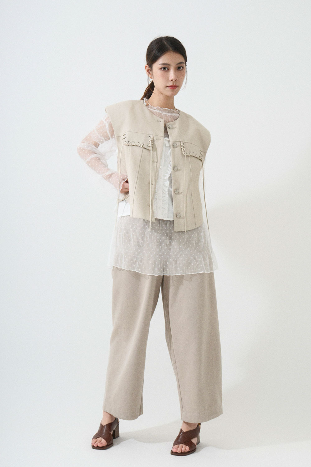 SS25_0063（外套＋吊帶＋上衣＋長褲）