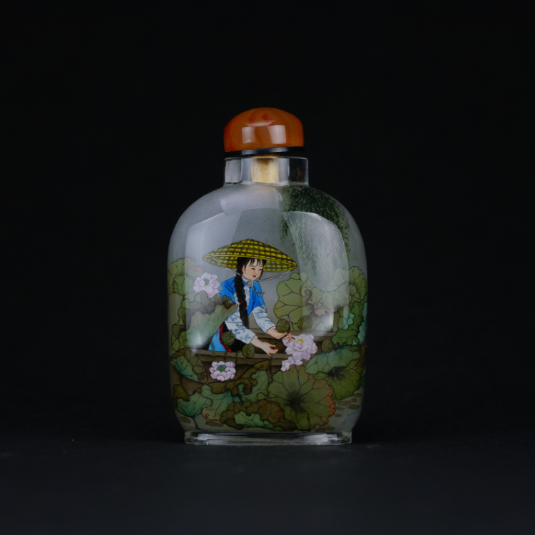鹿港窯典藏級內畫工藝|採蓮仕女圖鼻煙壺 展現詩意雅韻與古典柔美